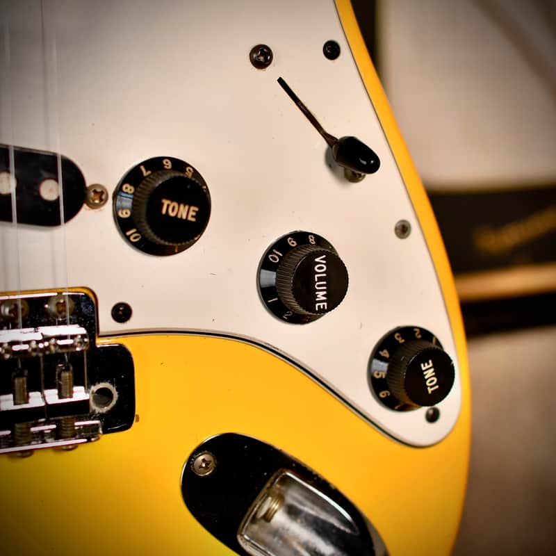 Fender Stratocaster International Colour Monaco Yellow 1981