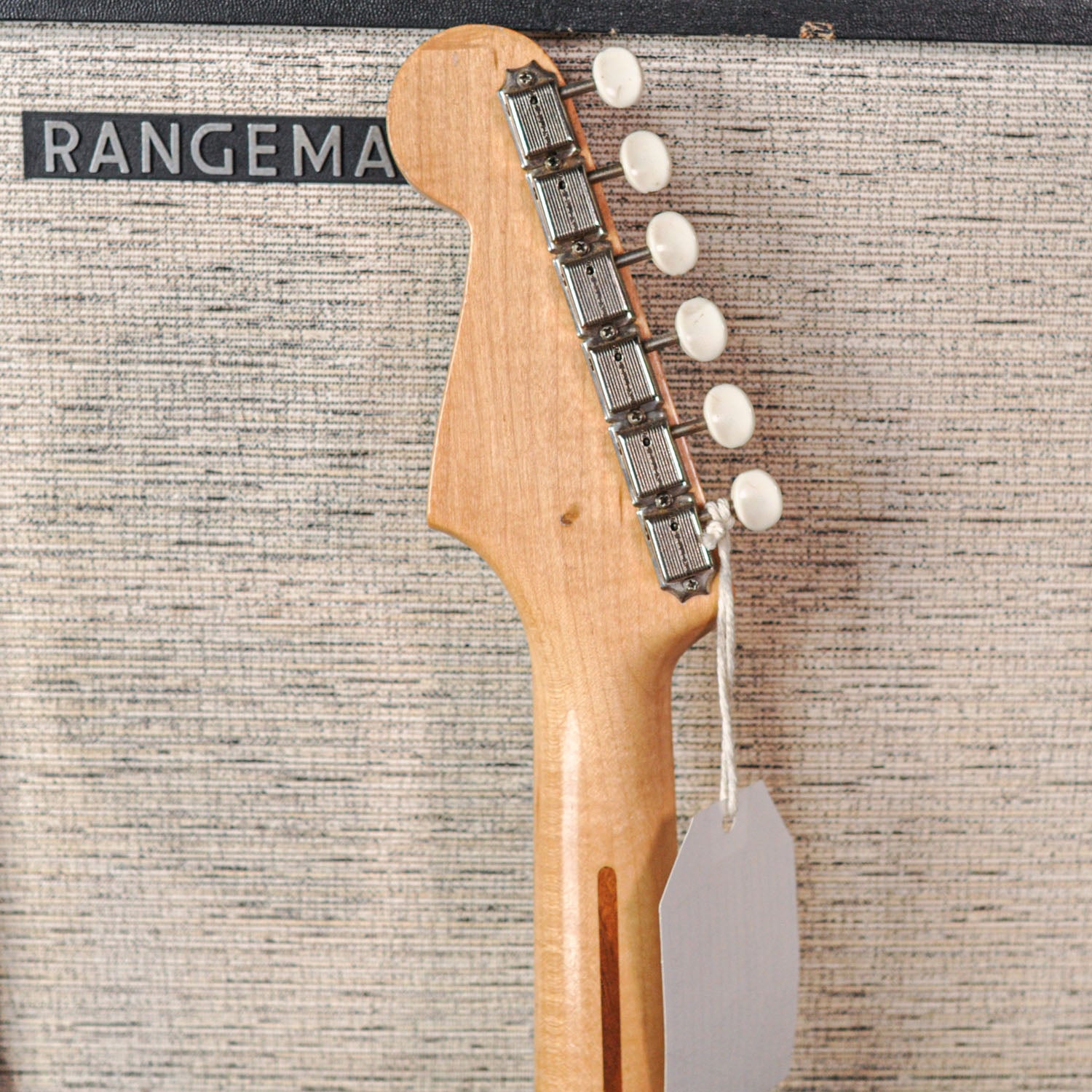 Fender Musicmaster White 1959 – Hanks