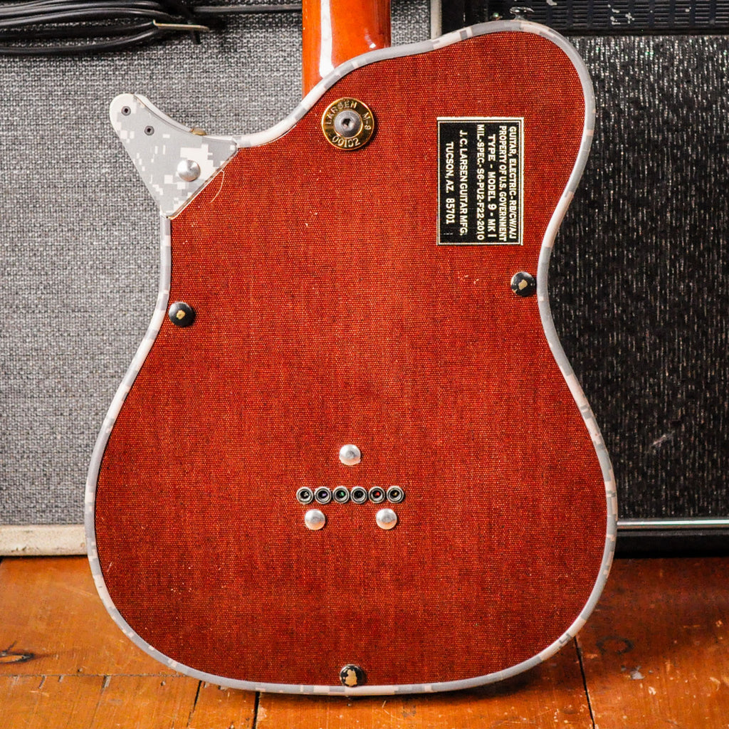 Chris Larsen Model 9 MKI Digital Camo 2000