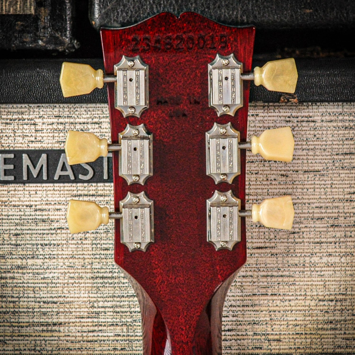 Gibson Les Paul Deluxe Wine Red 2023