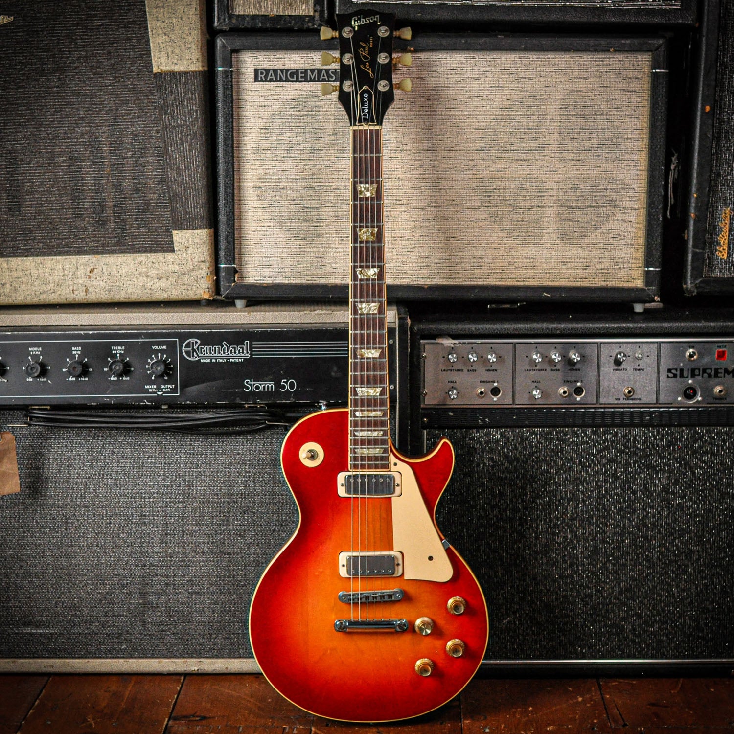 Gibson Les Paul Deluxe Cherry Sunburst 1979