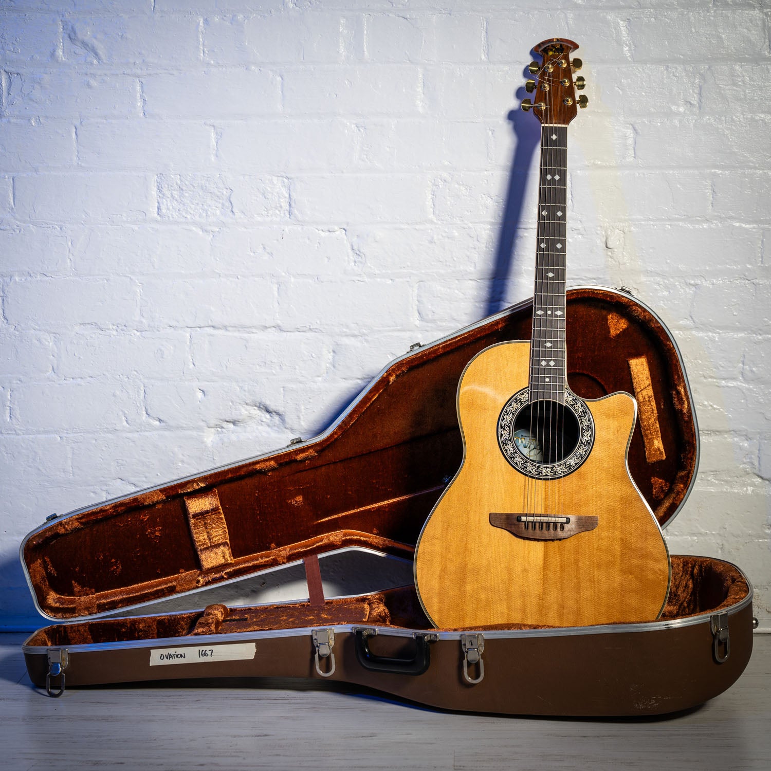 Ovation 1667 Electro Acoustic Ex Robert Fripp King Crimson Natural 1982