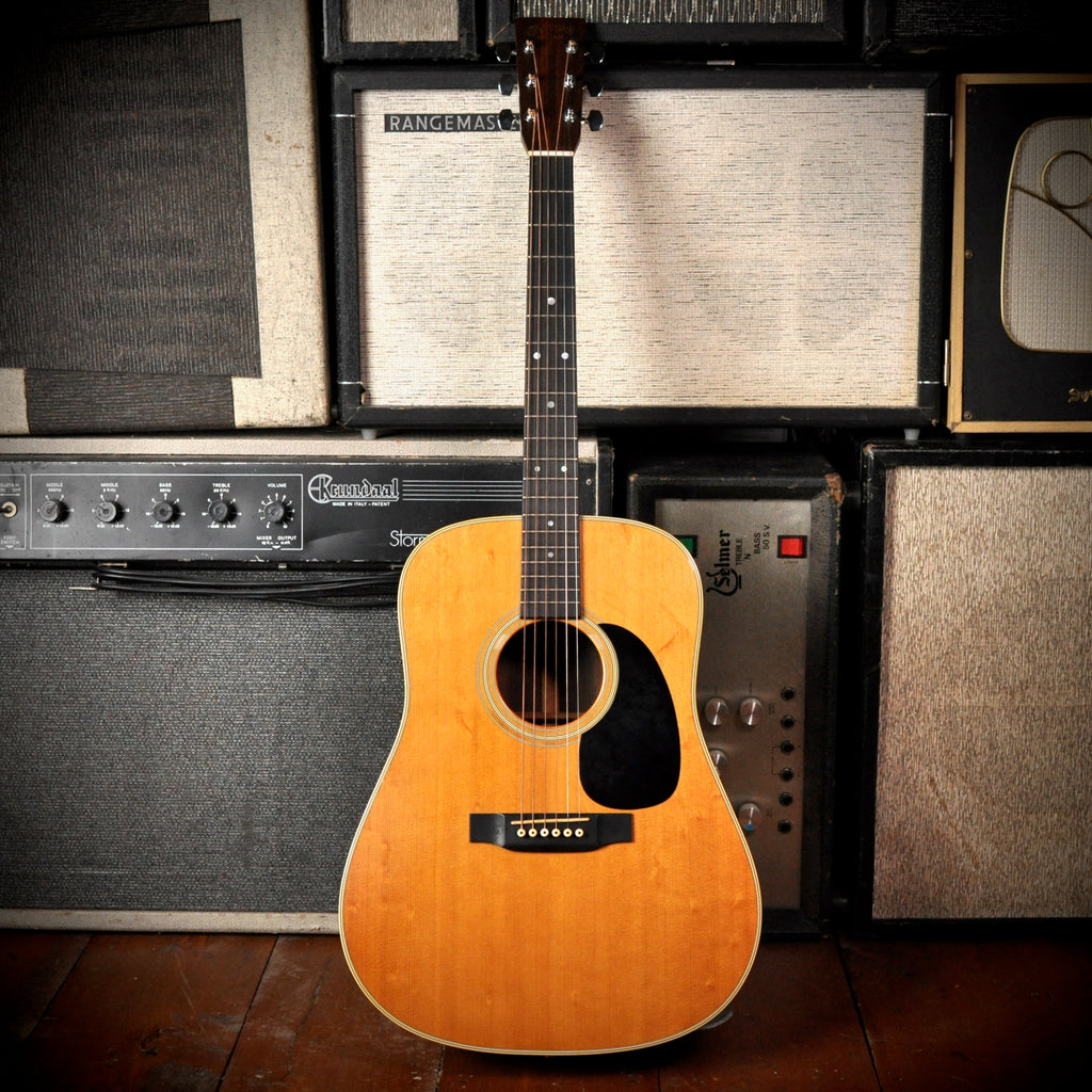 Martin D-28 Natural 2001