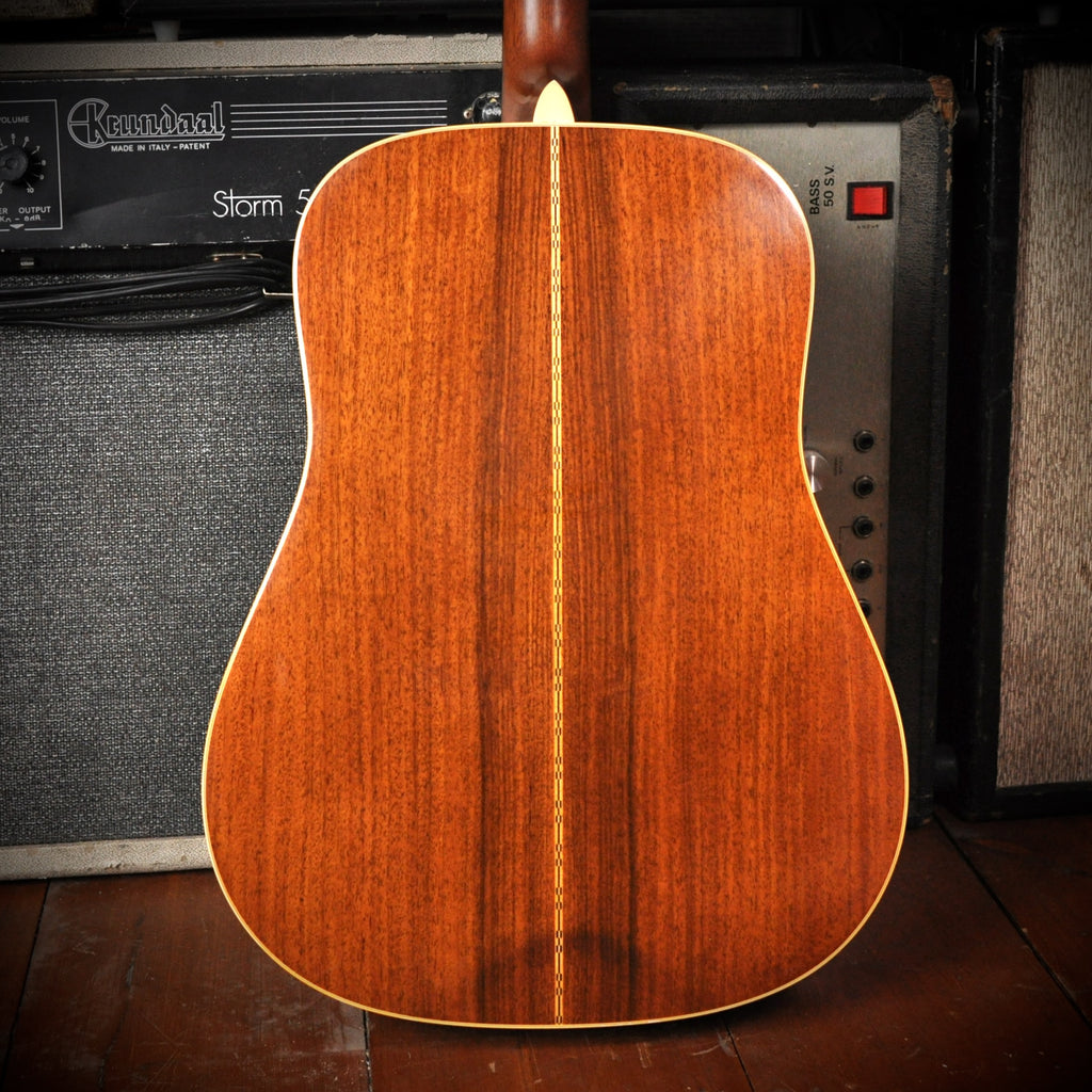 Martin D-28 Natural 2001