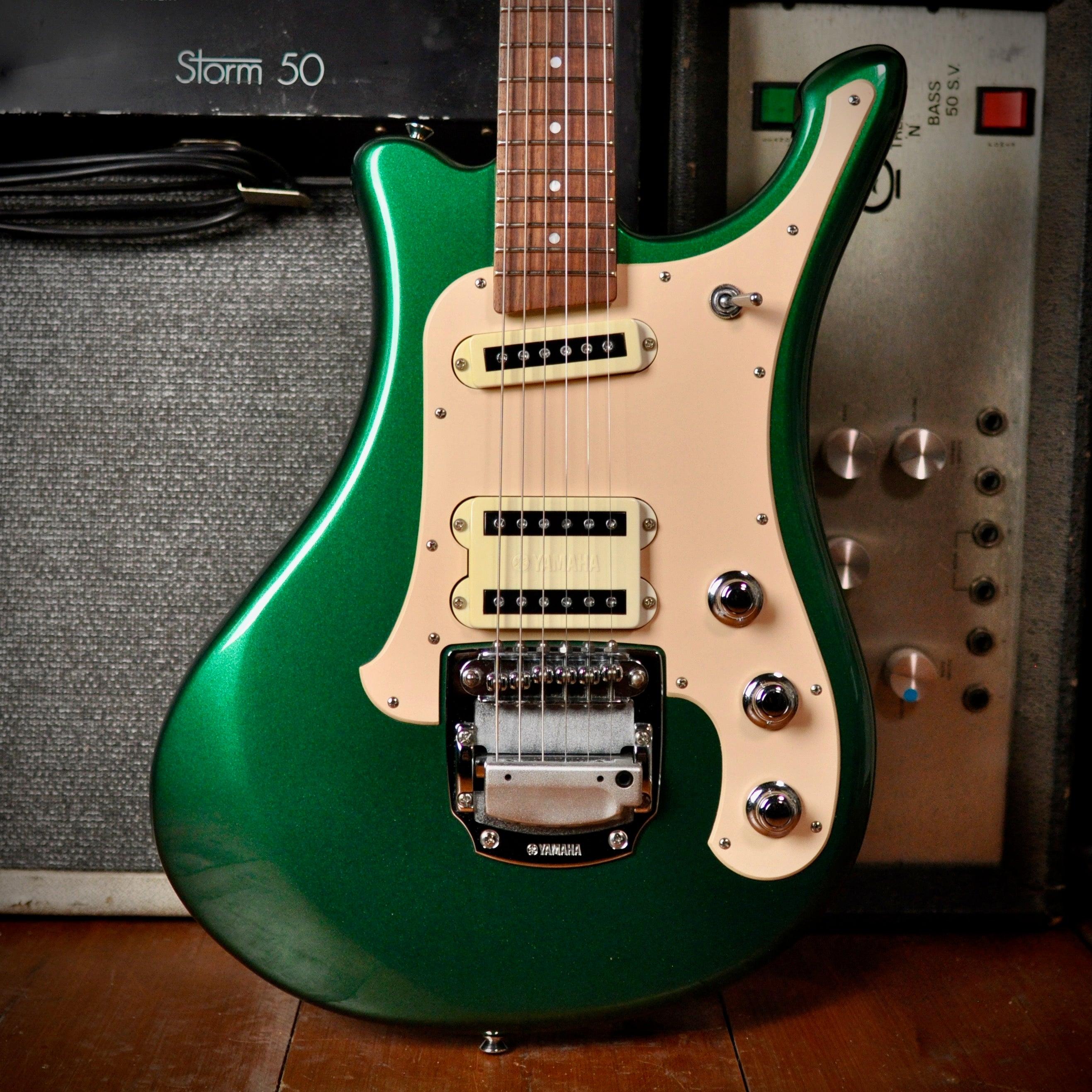 Yamaha SGV-300 Pearl Green 2003