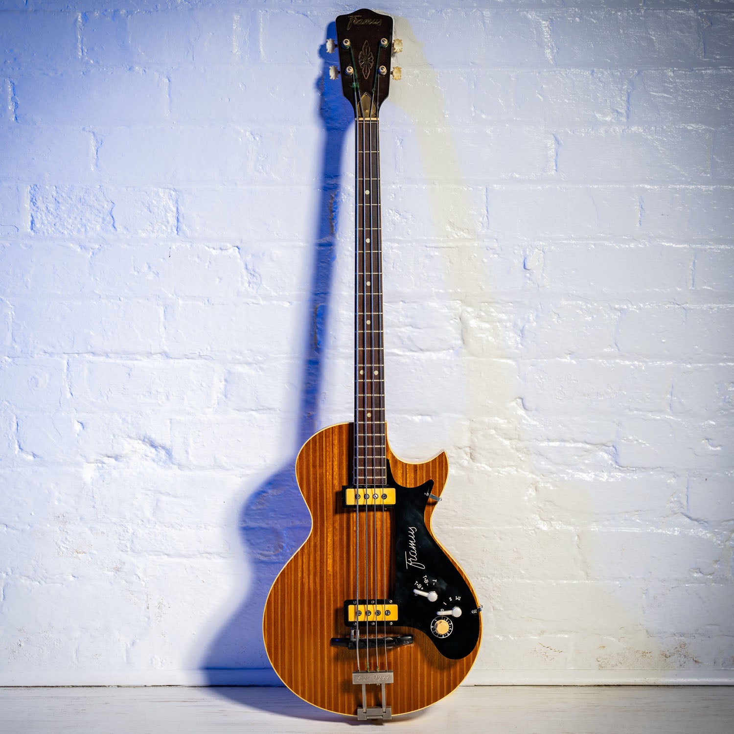 Framus Star Bass Ex Bill Wyman THE ROLLING STONES Humbug 1962 – Hanks