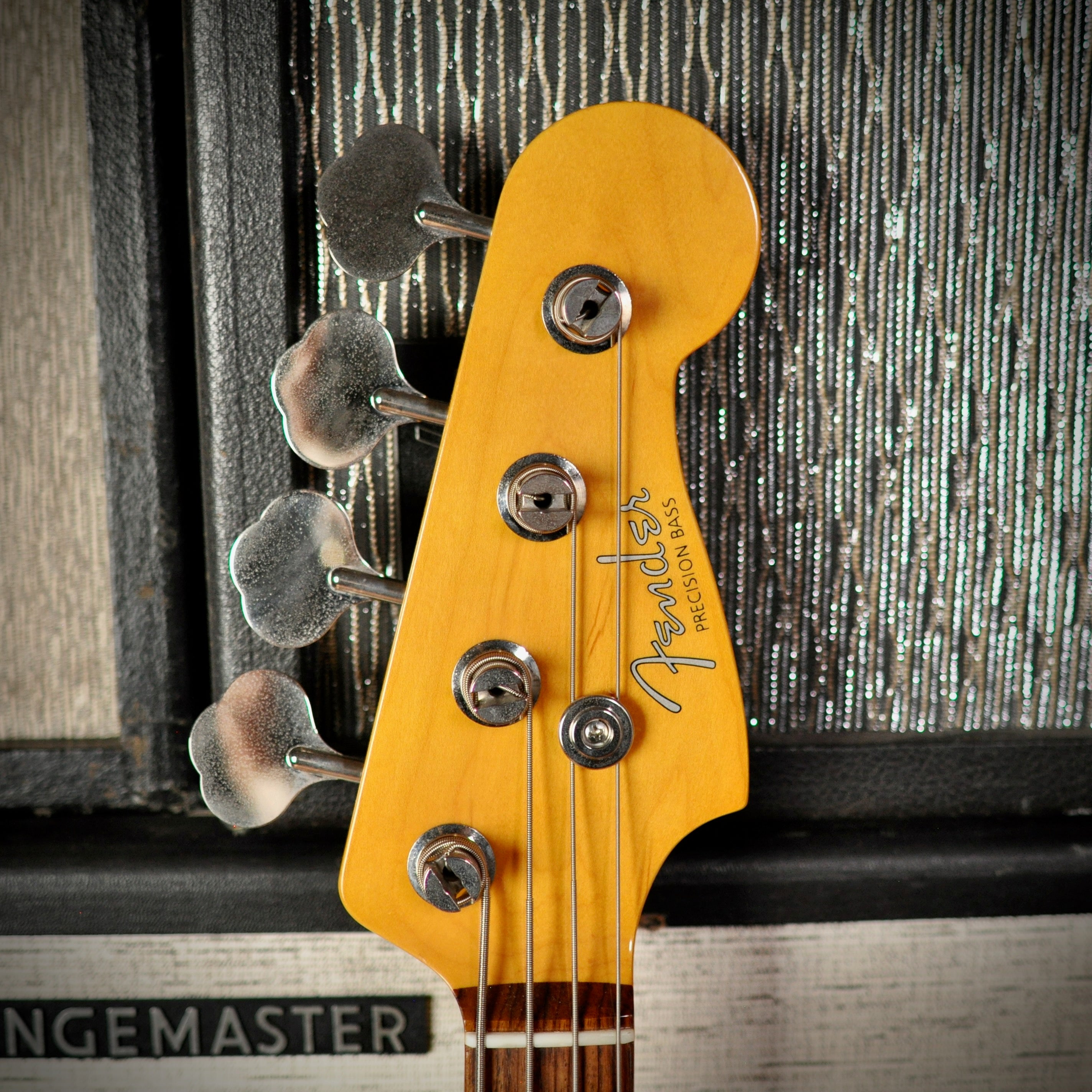 Fender Precision Bass MIJ PB62-US Sunburst 2014