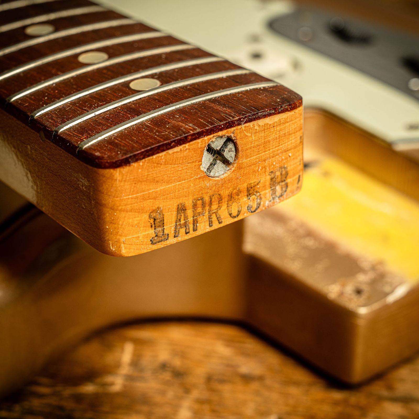 Fender Jaguar Shoreline Gold 1965