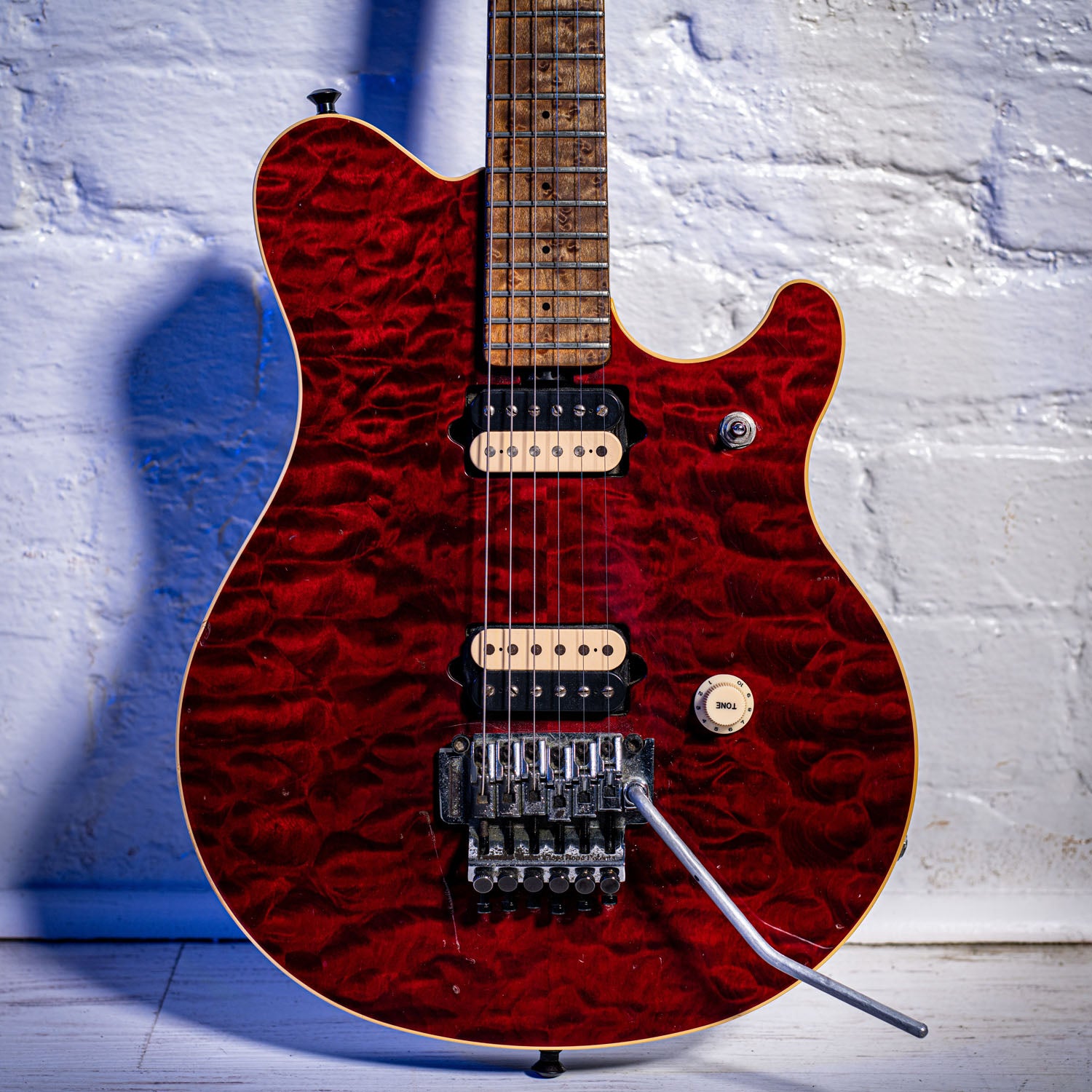 Ernie Ball Music Man EVH Model Ex Eddie Van Halen Translucent Red
