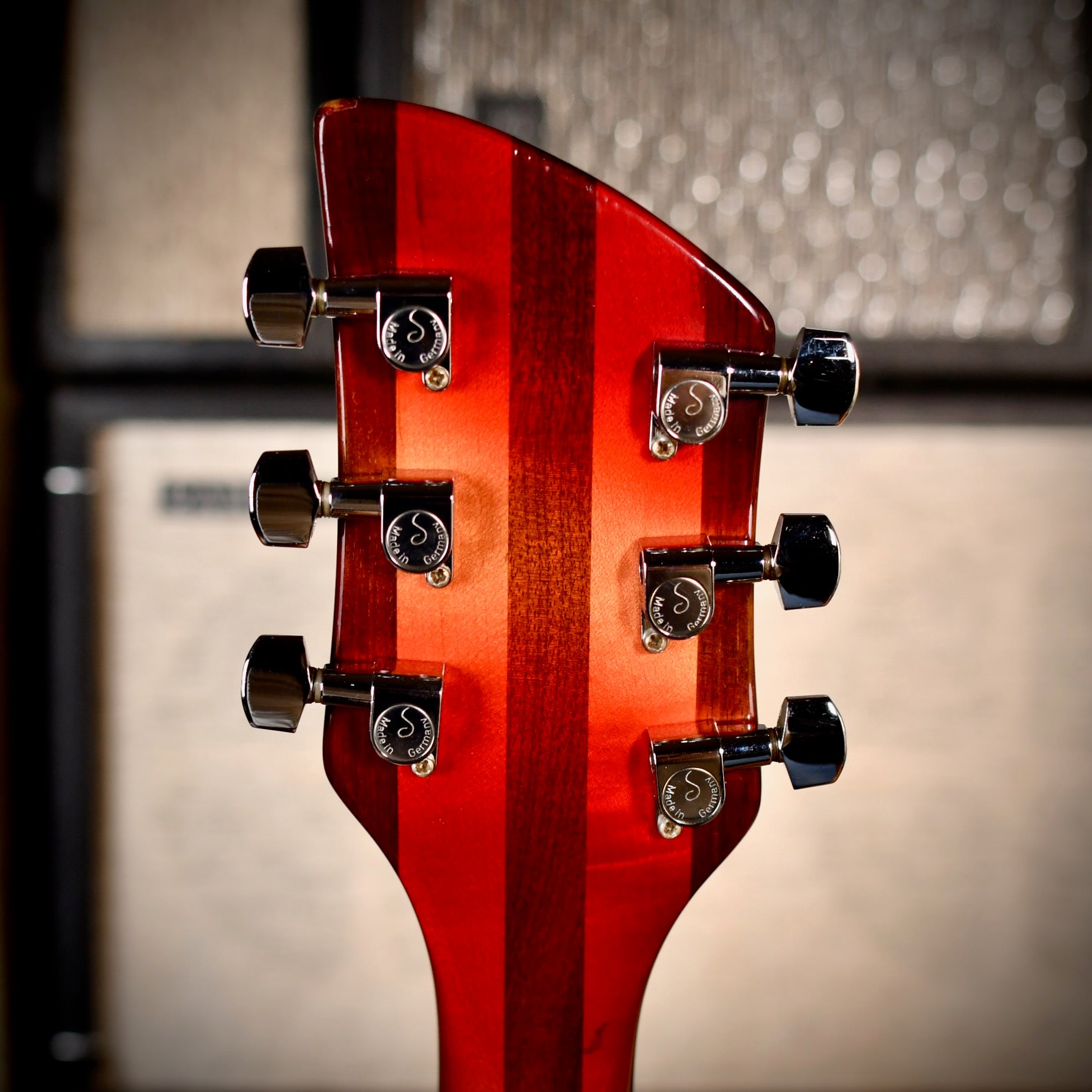 Rickenbacker 330 Fireglo 1999