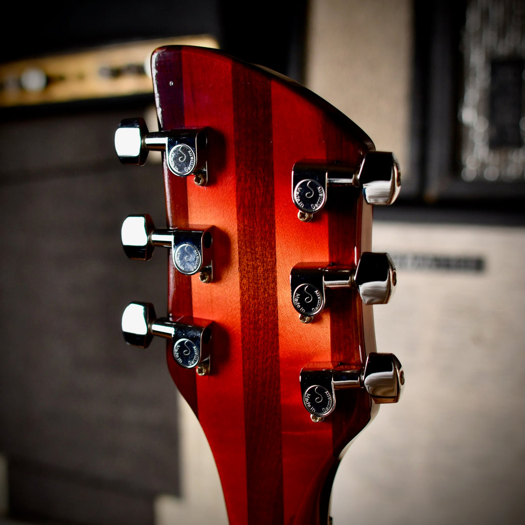 Rickenbacker 330 Fireglo 1999