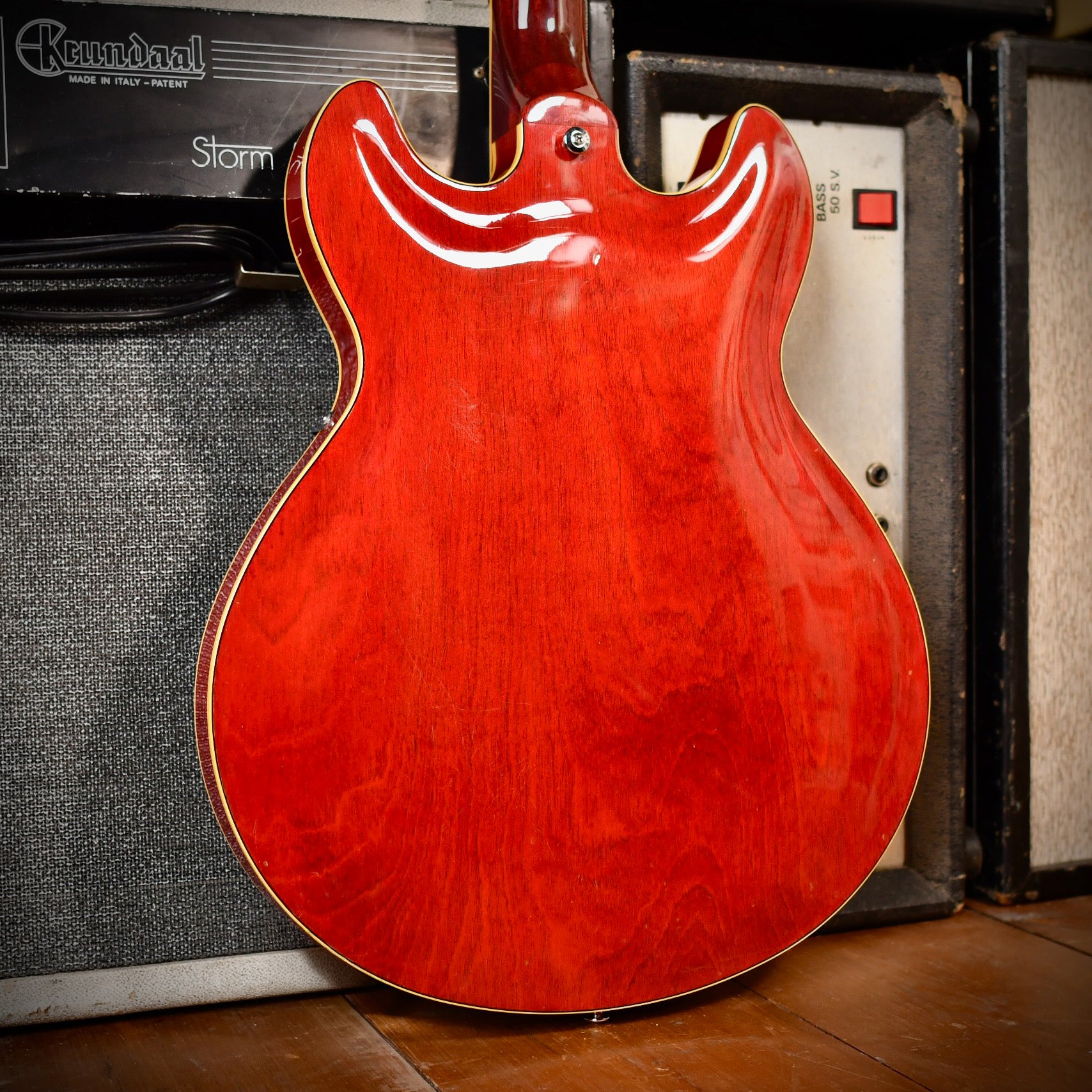 Yamaha SA-700 Persimmon Red 1978