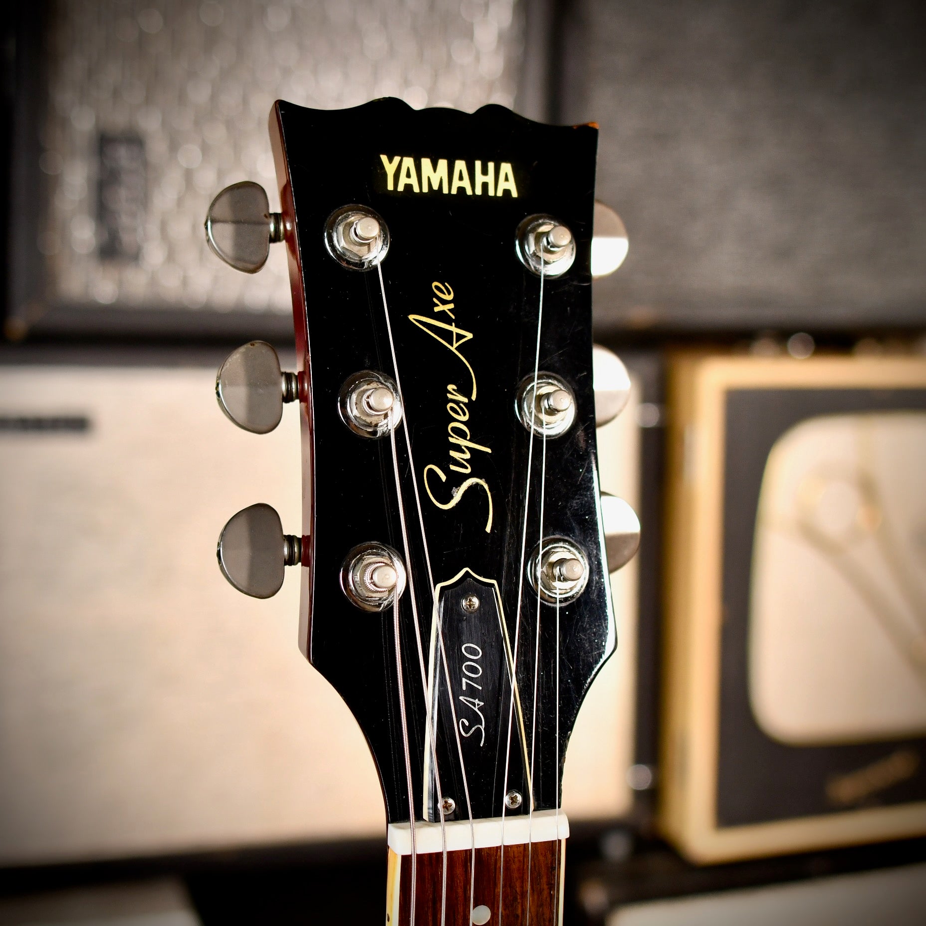 Yamaha SA-700 Persimmon Red 1978