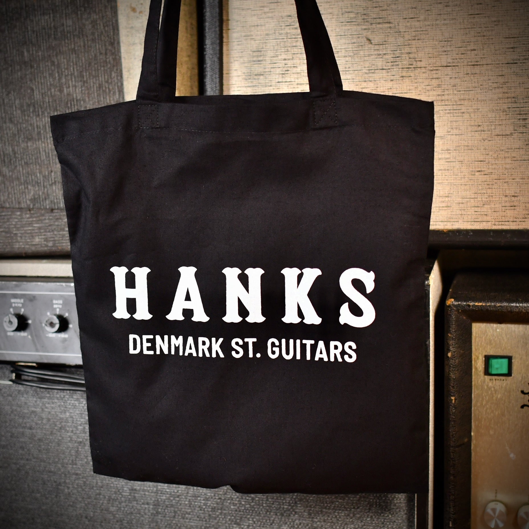 Hank's Tote Bag Black 2026