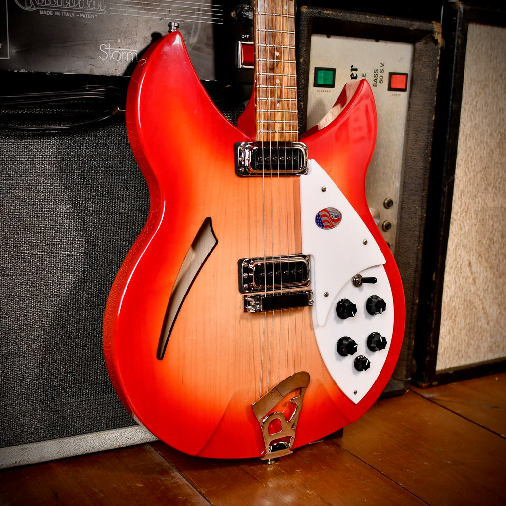 Rickenbacker 330 Fireglo 2025