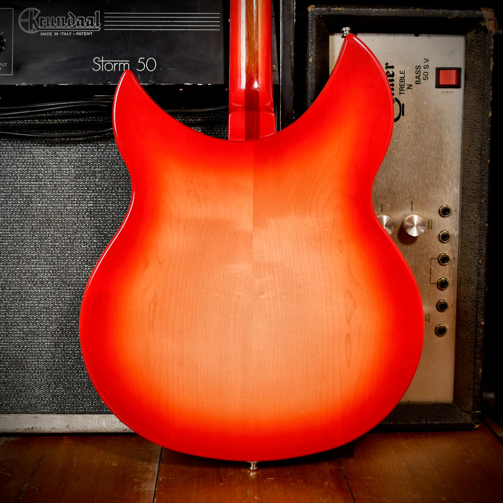 Rickenbacker 330 Fireglo 2025