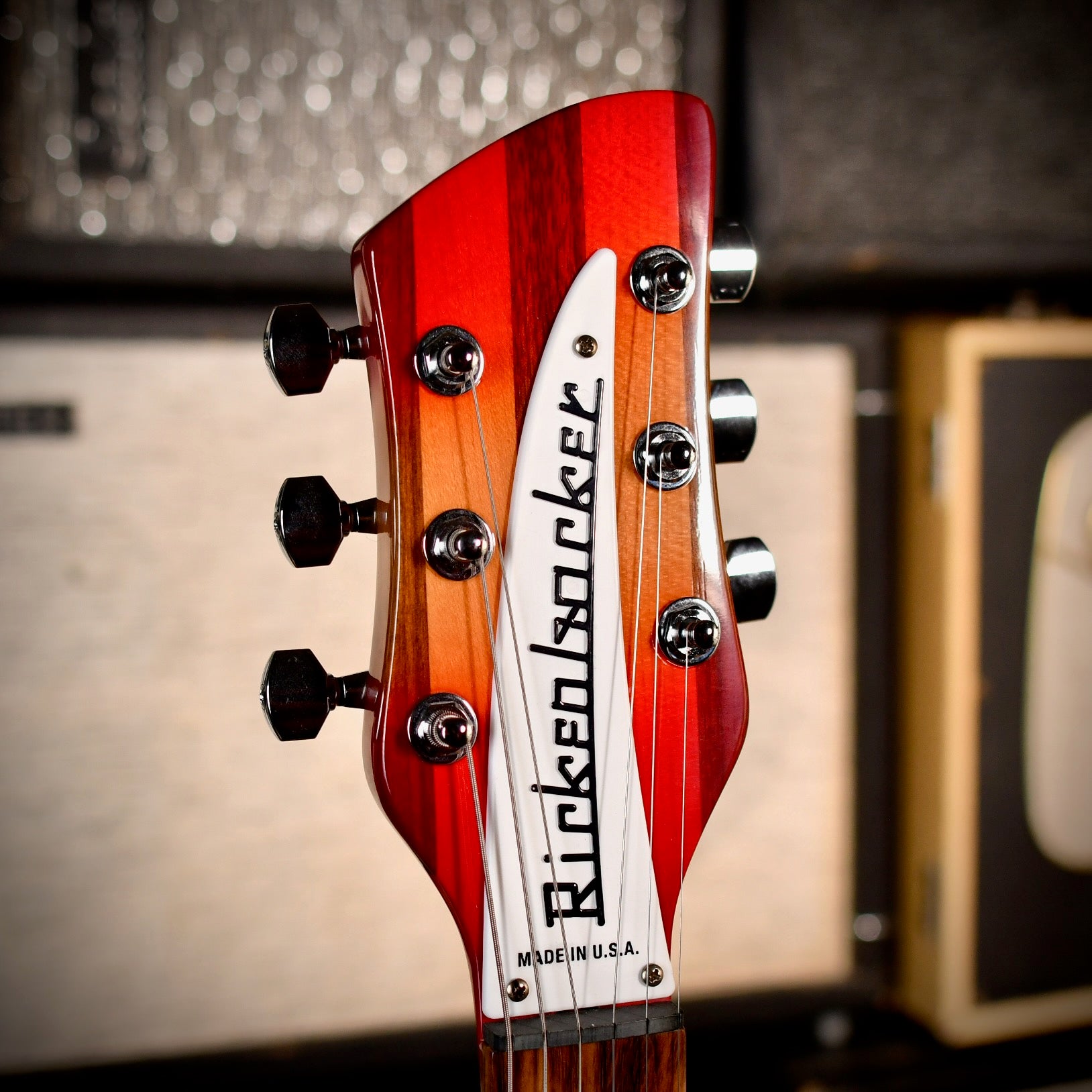 Rickenbacker 330 Fireglo 2025
