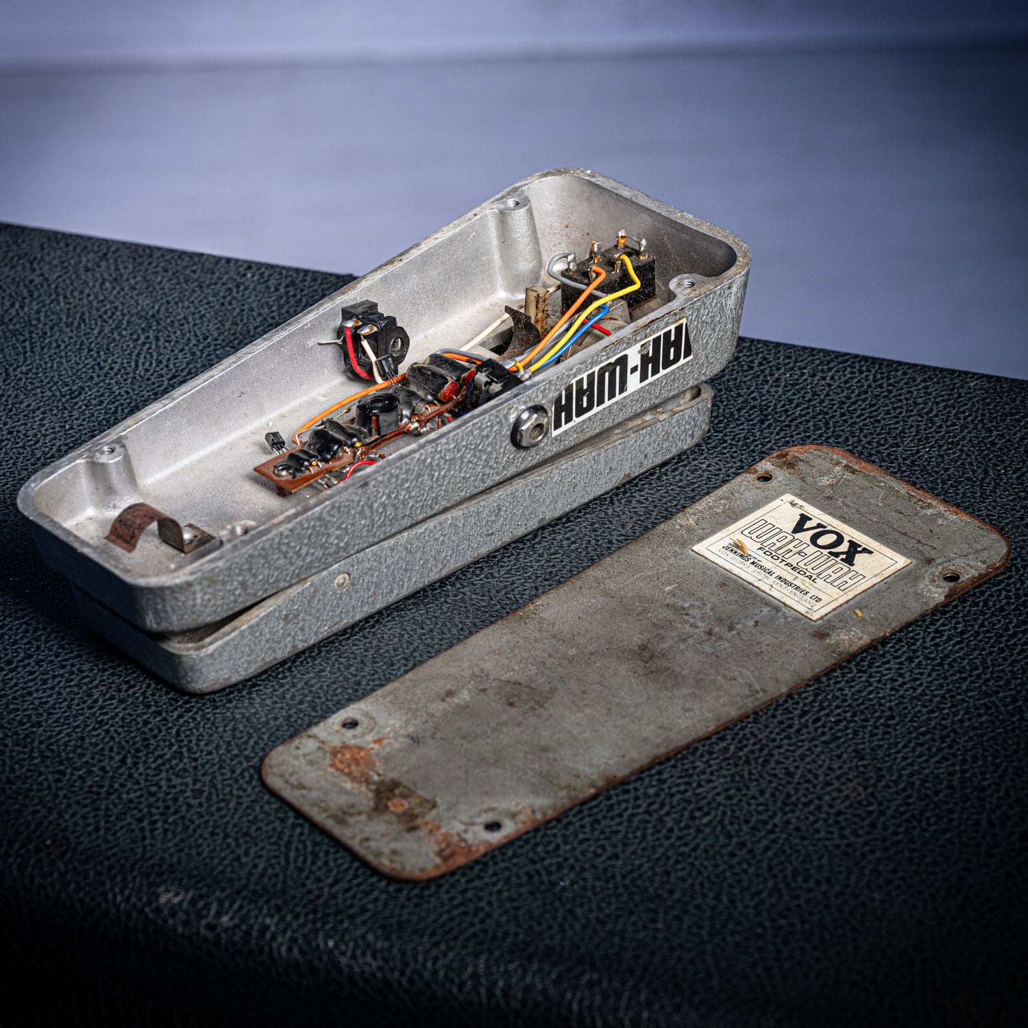 Vox Wah Wah Ex Mick Ronson David Bowie Silver Hammerite 1966