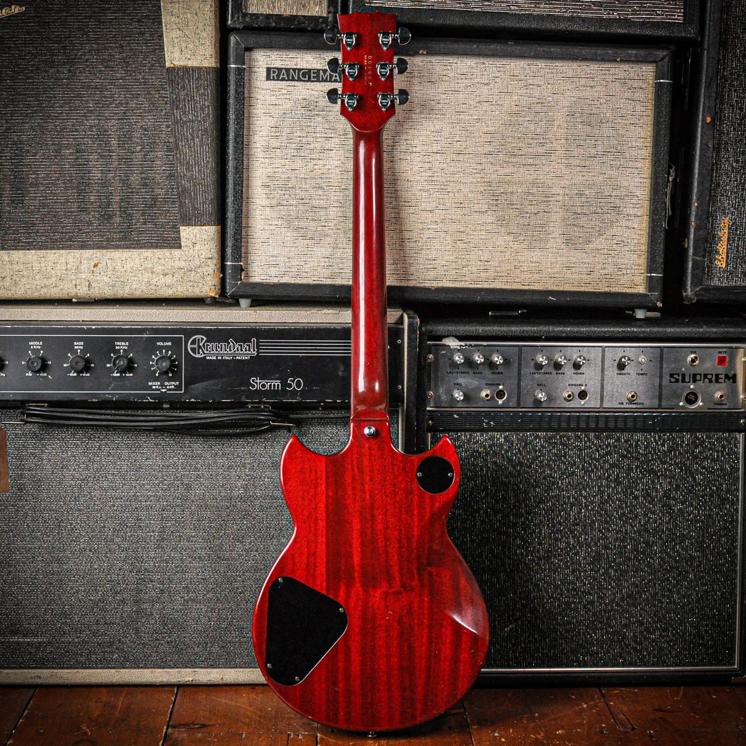Yamaha SG-700 Cherry Sunburst 1976 – Hanks