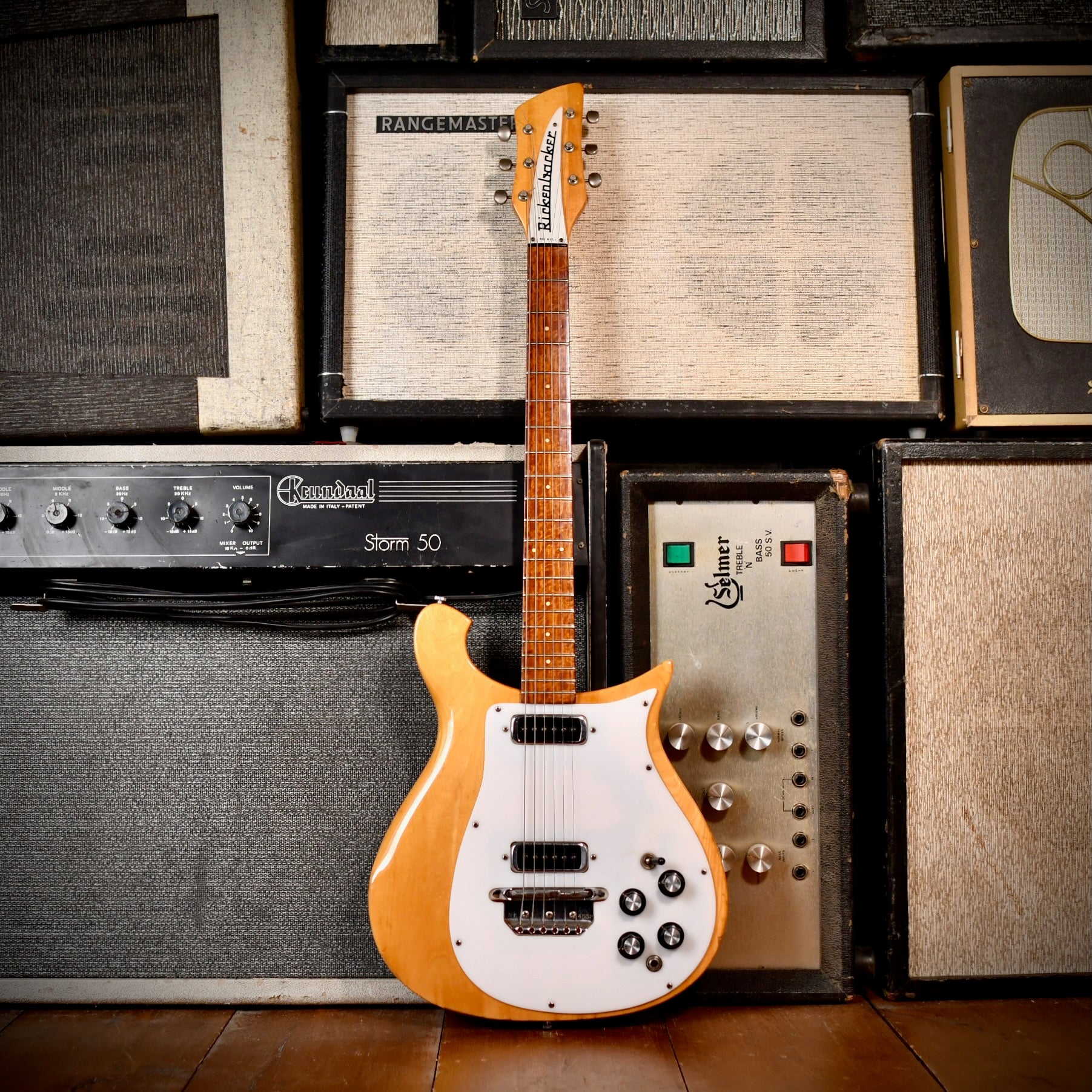 Rickenbacker 450 Mapleglo 1974