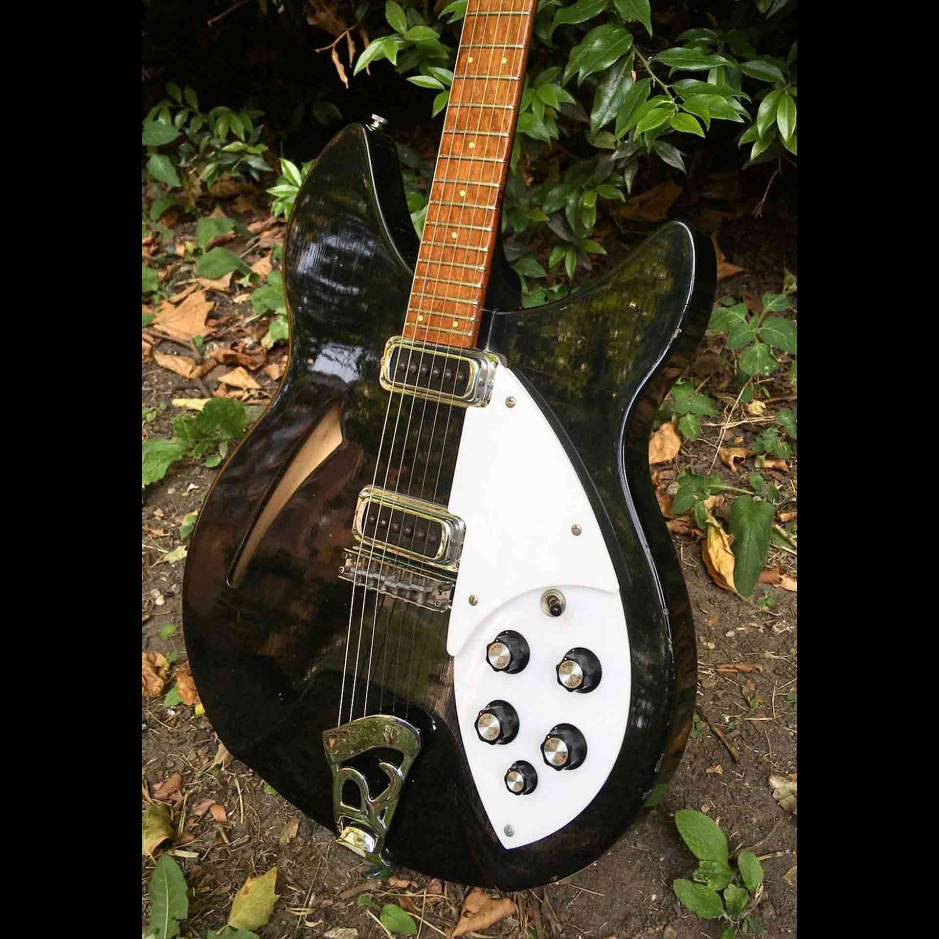 Rickenbacker 330 Ex Johnny Marr Jetglo 1985