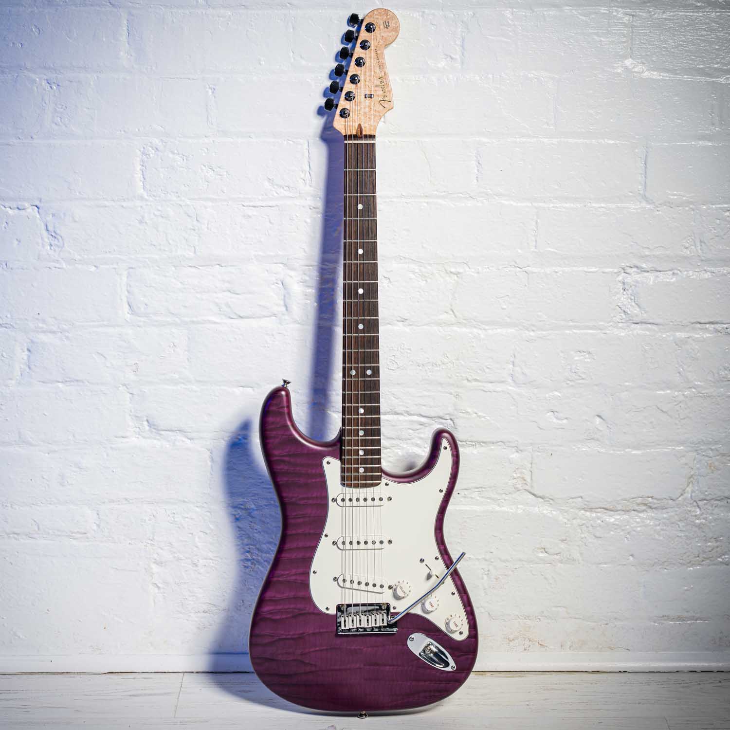 Fender Custom Shop Deluxe Stratocaster Purple Satin 2014