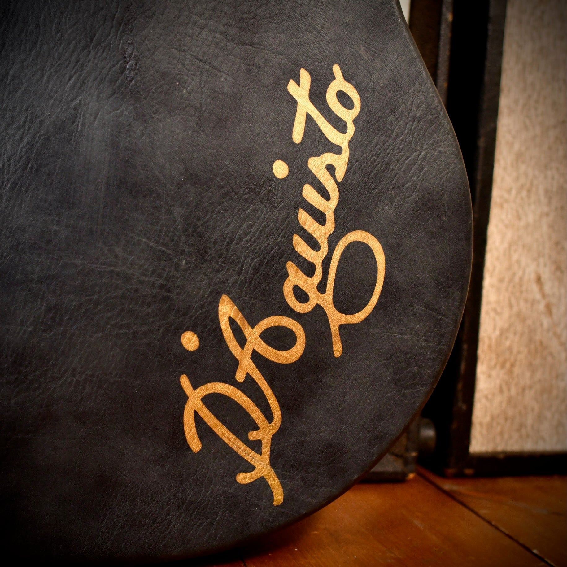 D'Aquisto DQ-NYE Archtop Violin Burst 2011