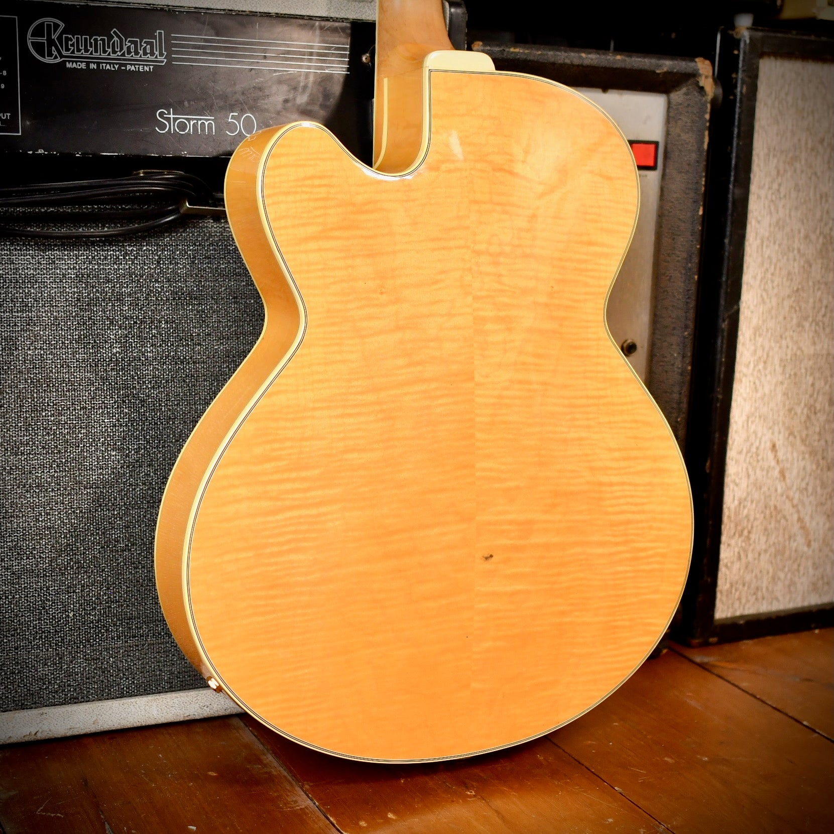 Fender D'Aquisto Elite Natural 1984