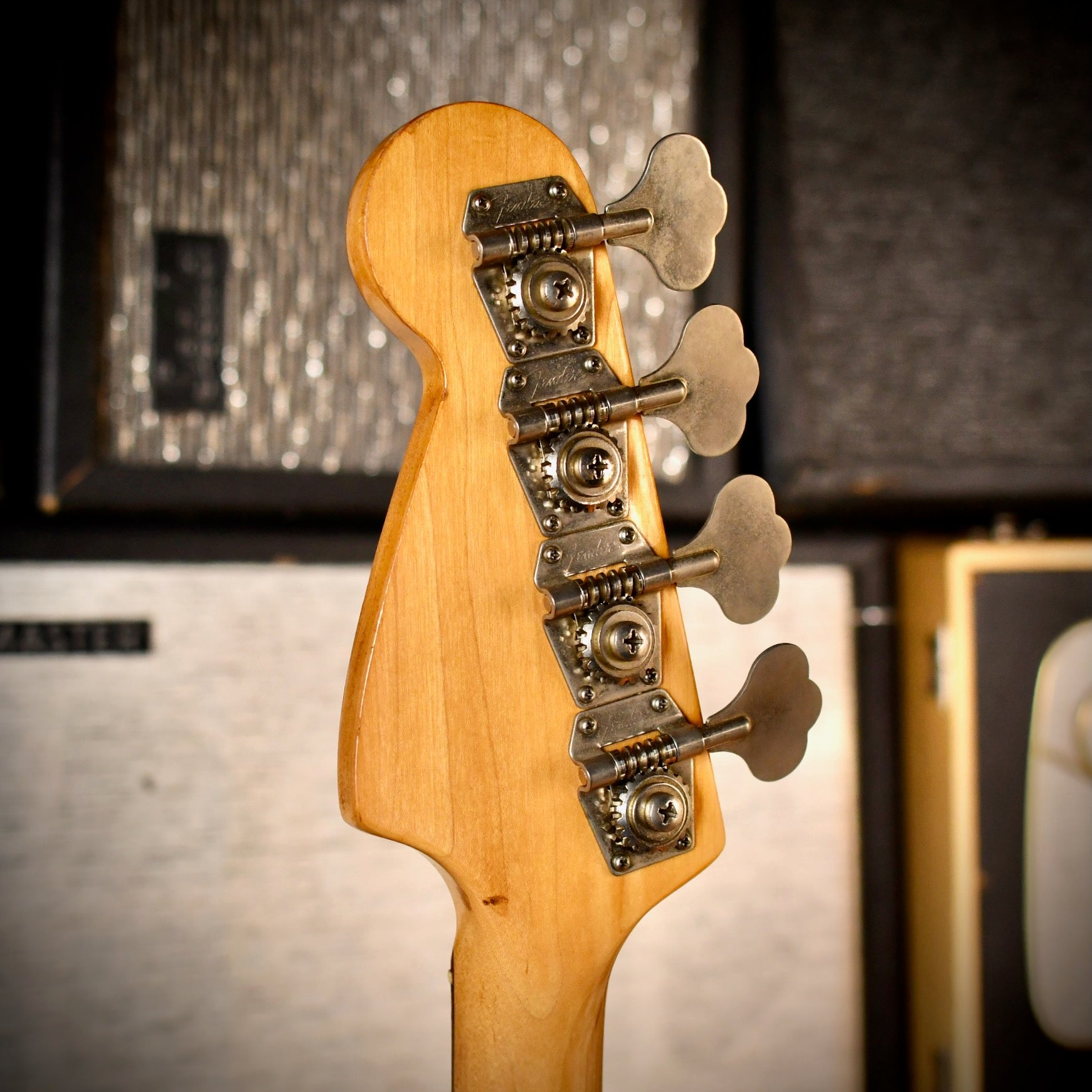 Fender Musicmaster Bass White Refinish 1978