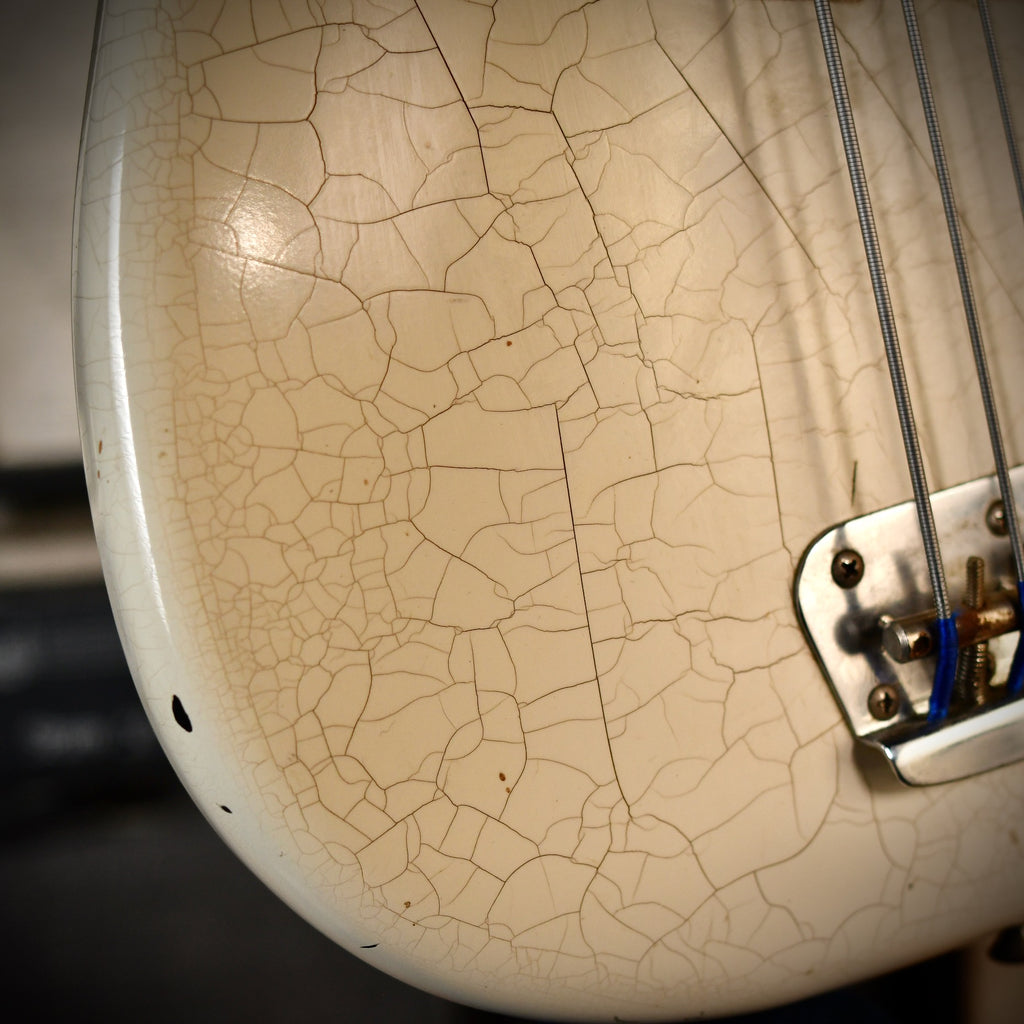 Fender Musicmaster Bass White Refinish 1978