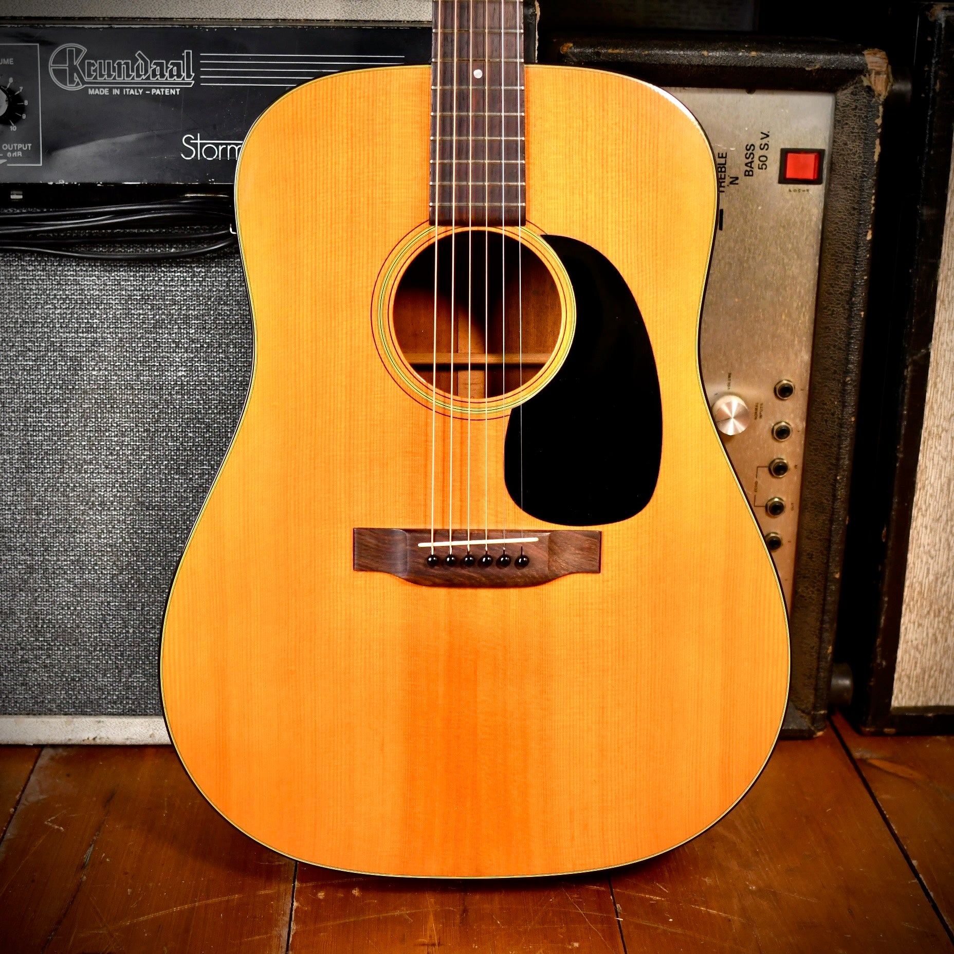 Martin D-18 Natural 1973