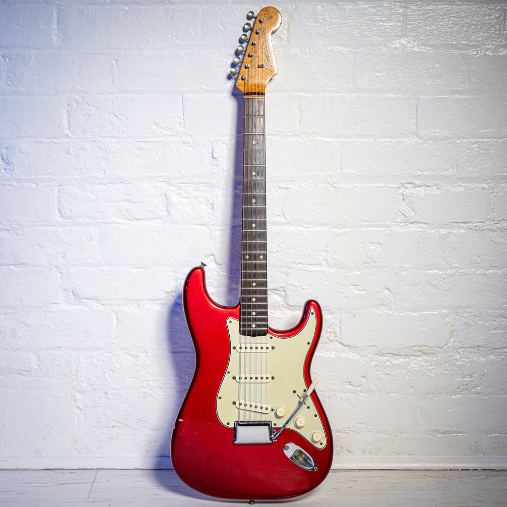 Fender Stratocaster with Birsdeye Maple Neck Candy Apple Red 1960