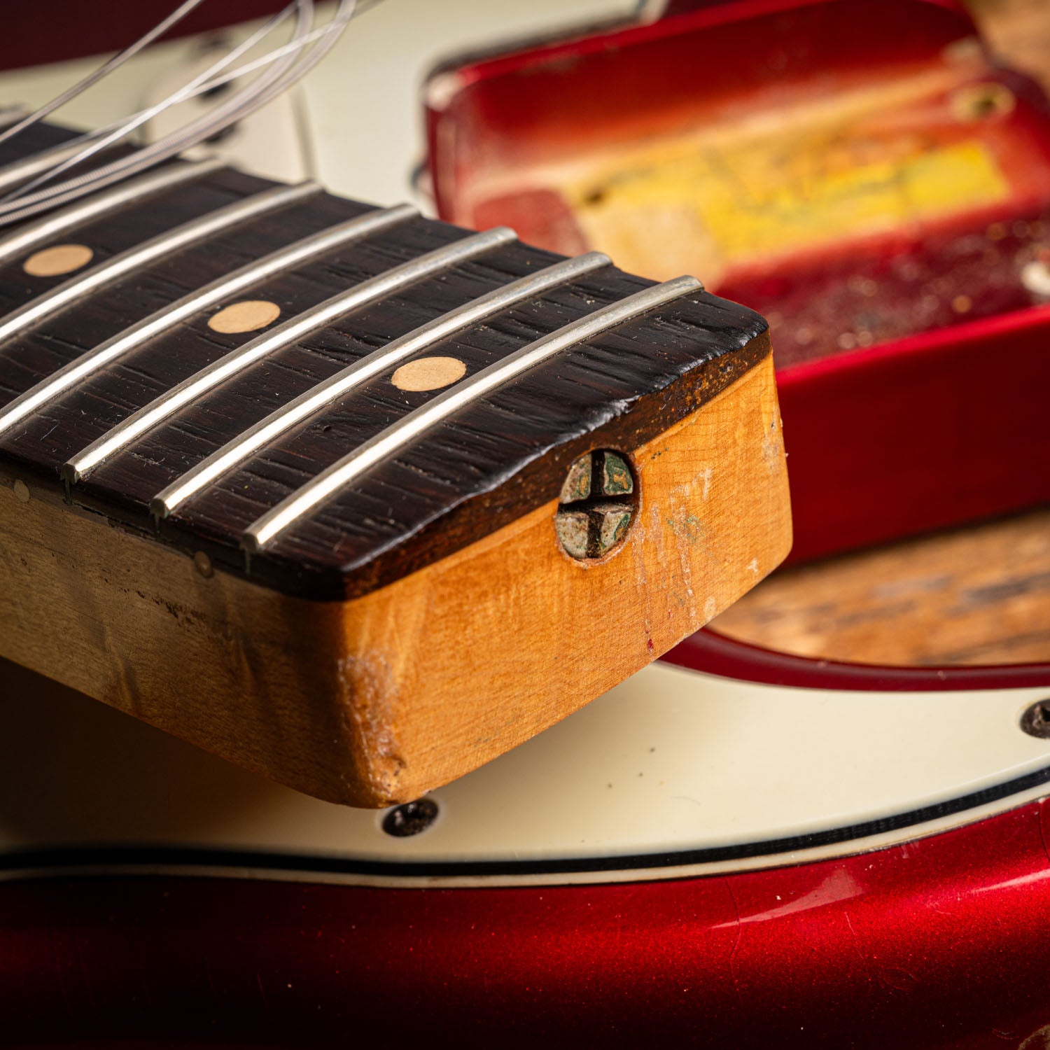 Fender Stratocaster with Birsdeye Maple Neck Candy Apple Red 1960