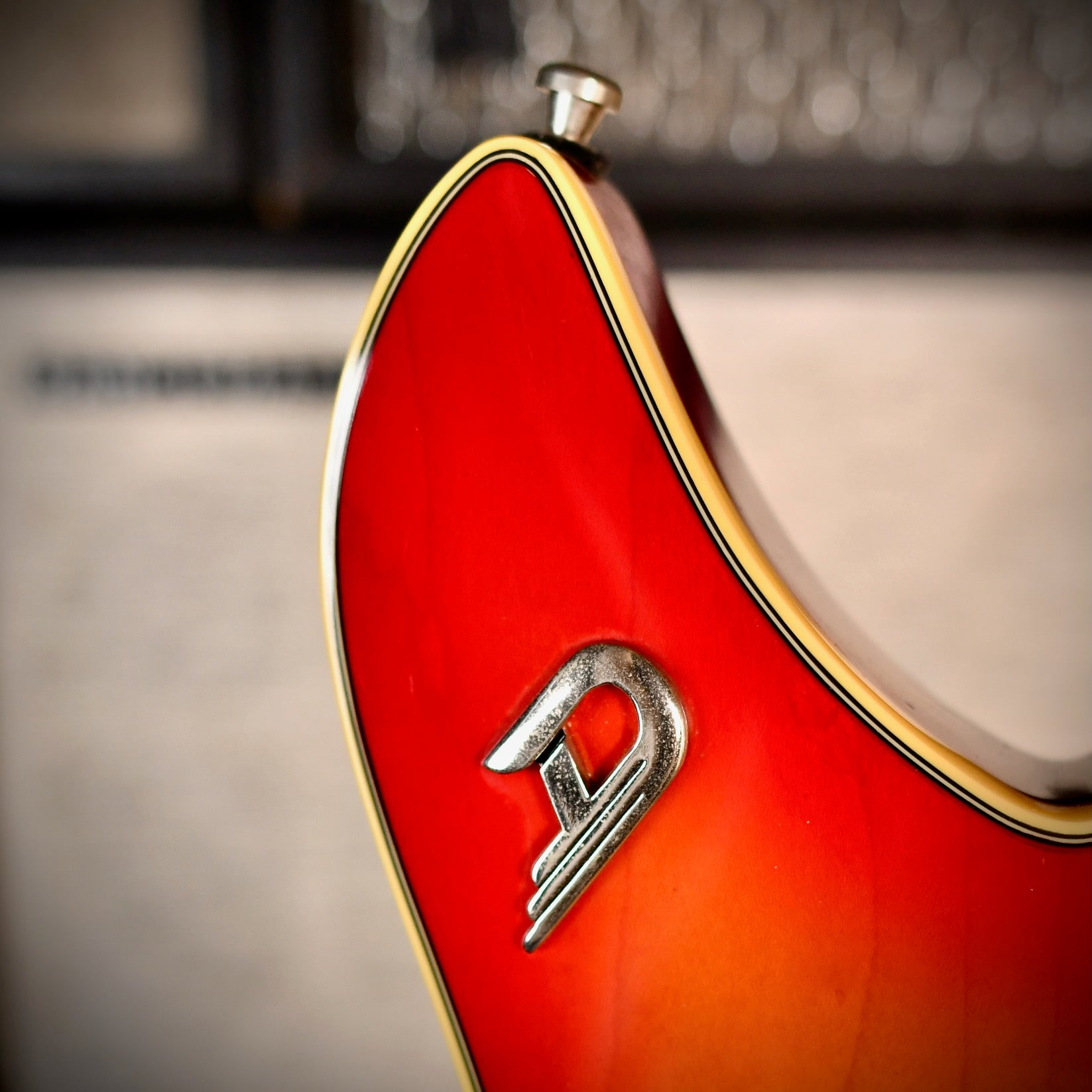 Duesenberg Double Cat 12 Fireburst 2008