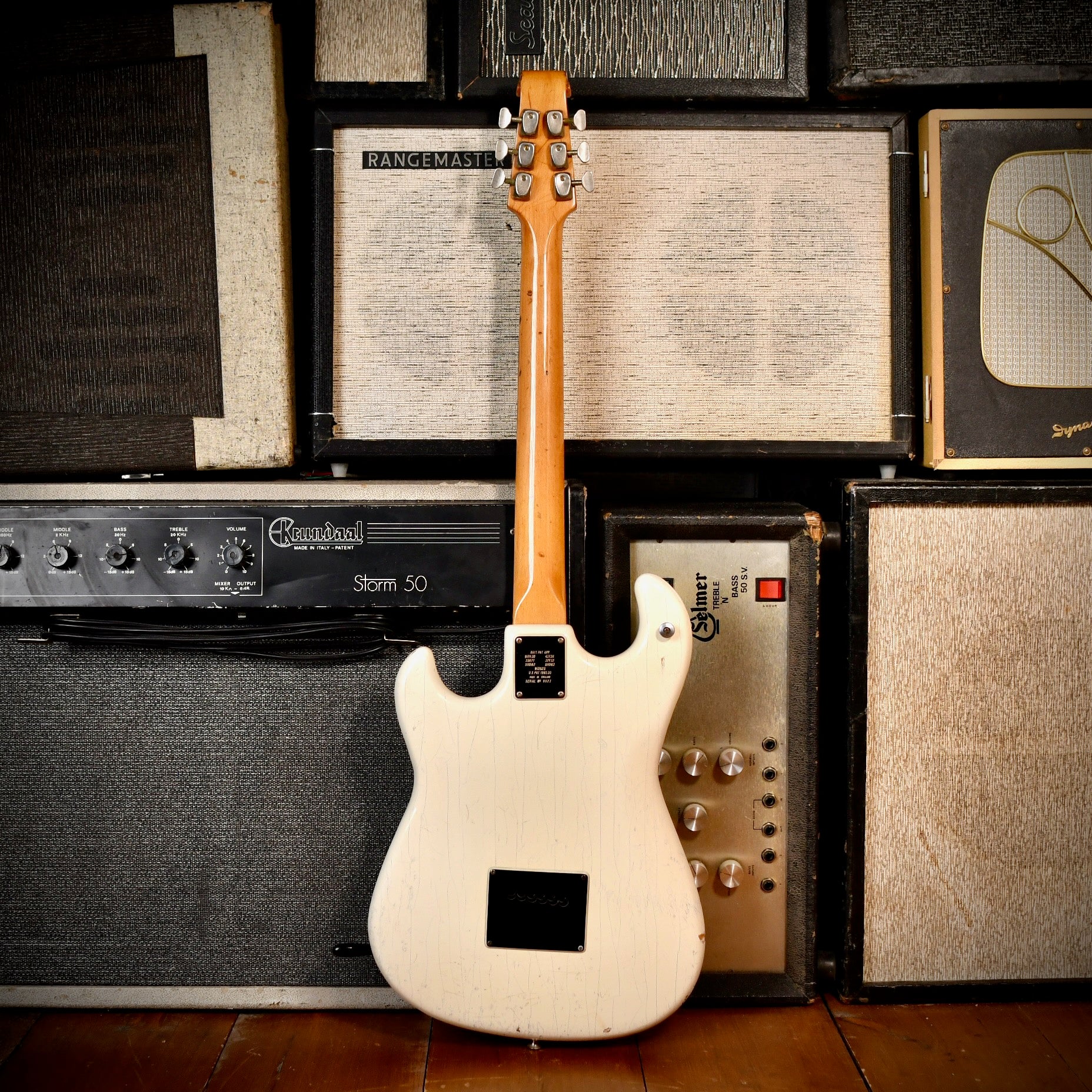 Burns Hank Marvin Signature White 1965