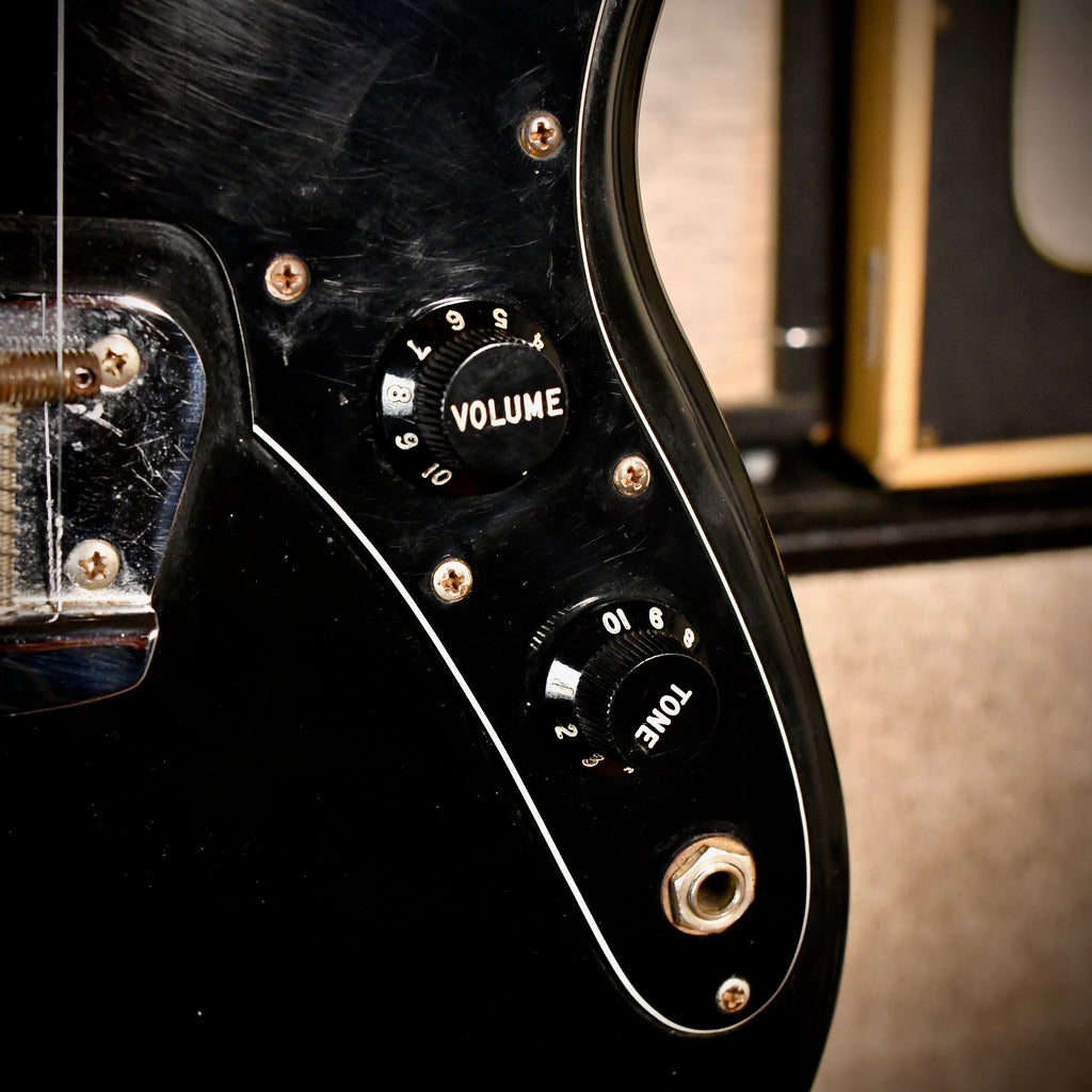 Fender Musicmaster Black 1979