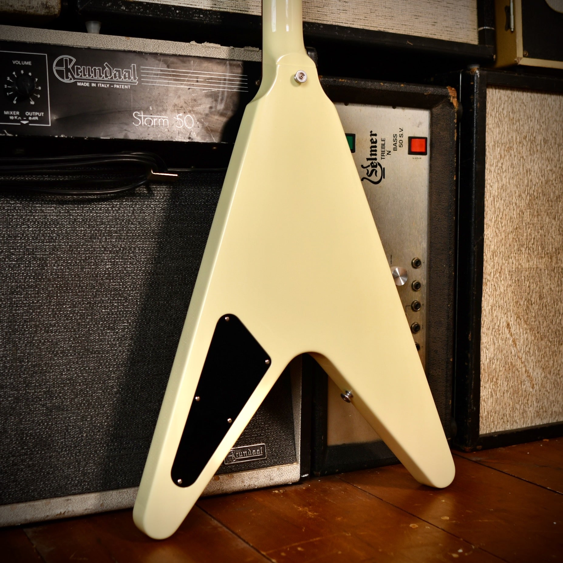 Gibson Flying V 80s RI Classic White 2023