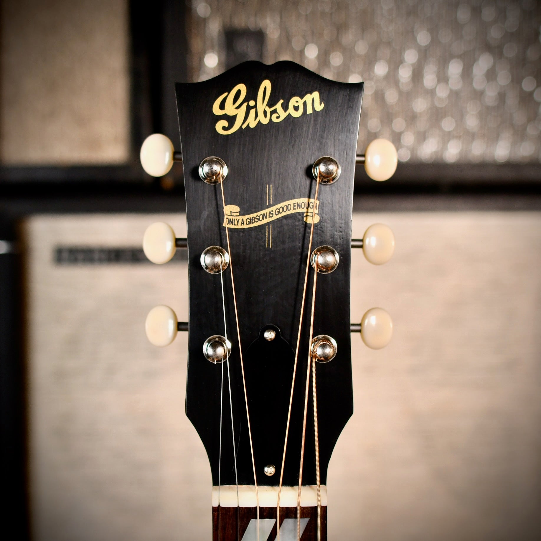 Gibson 1942 RI Banner Southern Jumbo LEFT-HANDED Sunburst 2025