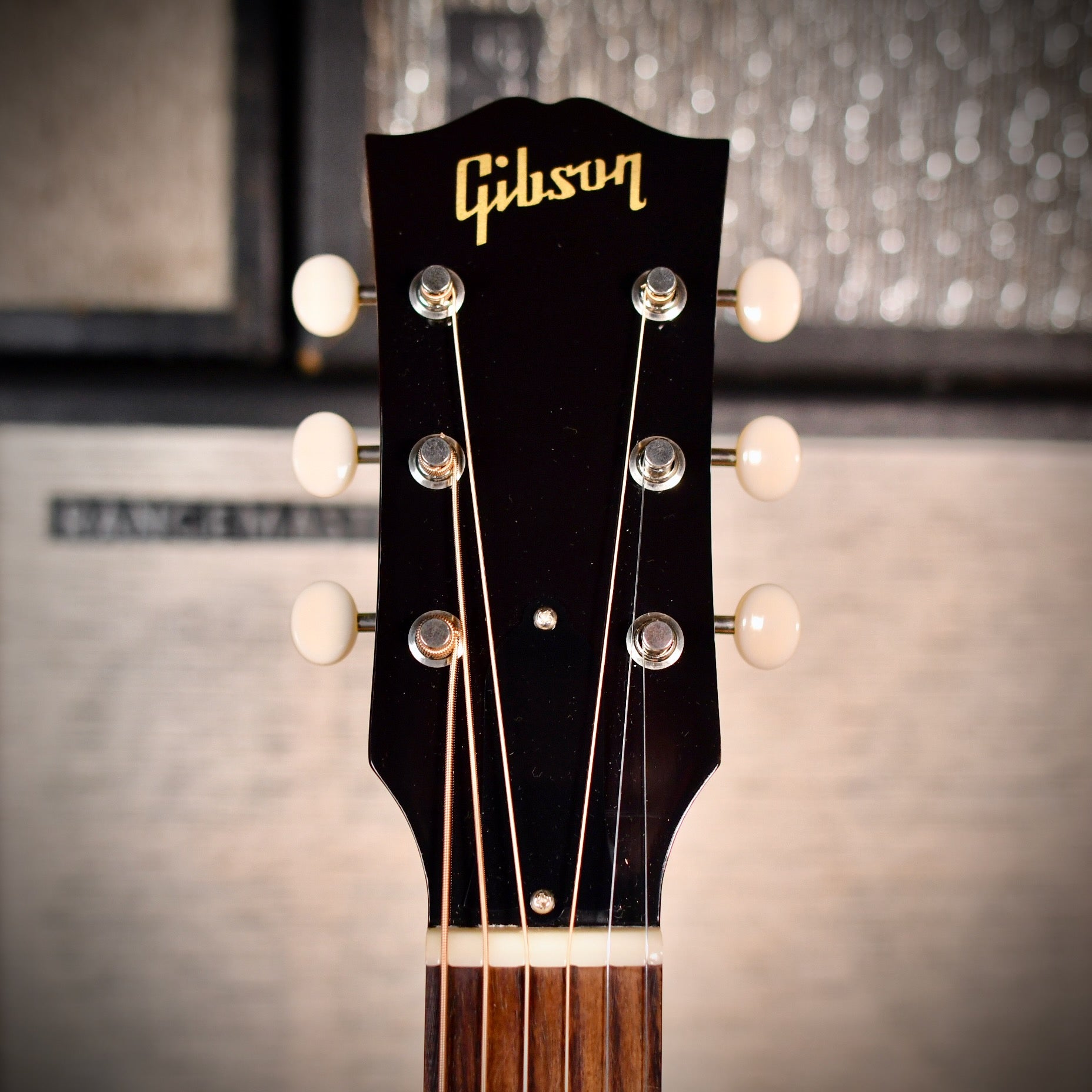 Gibson J-45 1960s Reissue Wine Red 2023