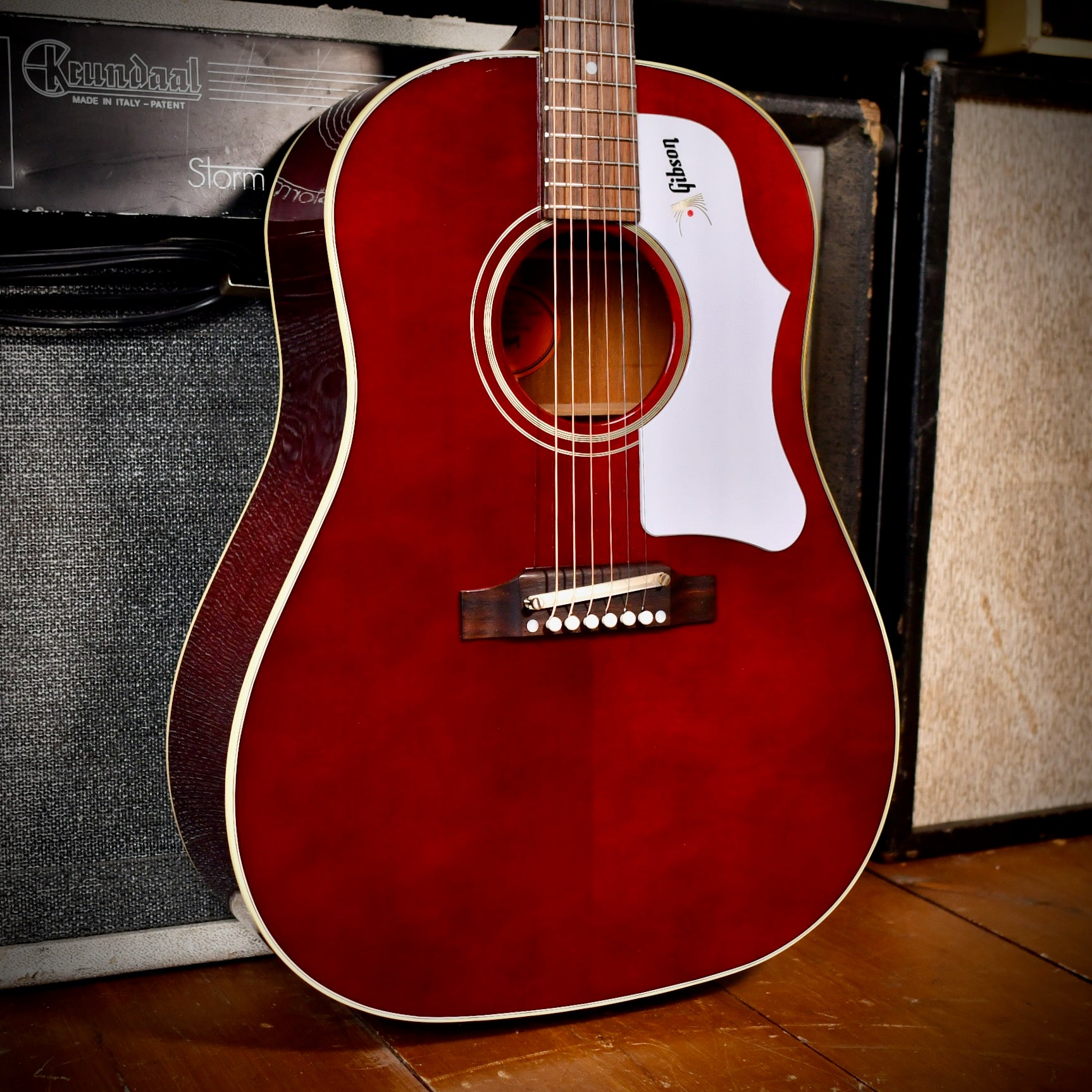 Gibson J-45 1960s Reissue Wine Red 2023 – Hanks