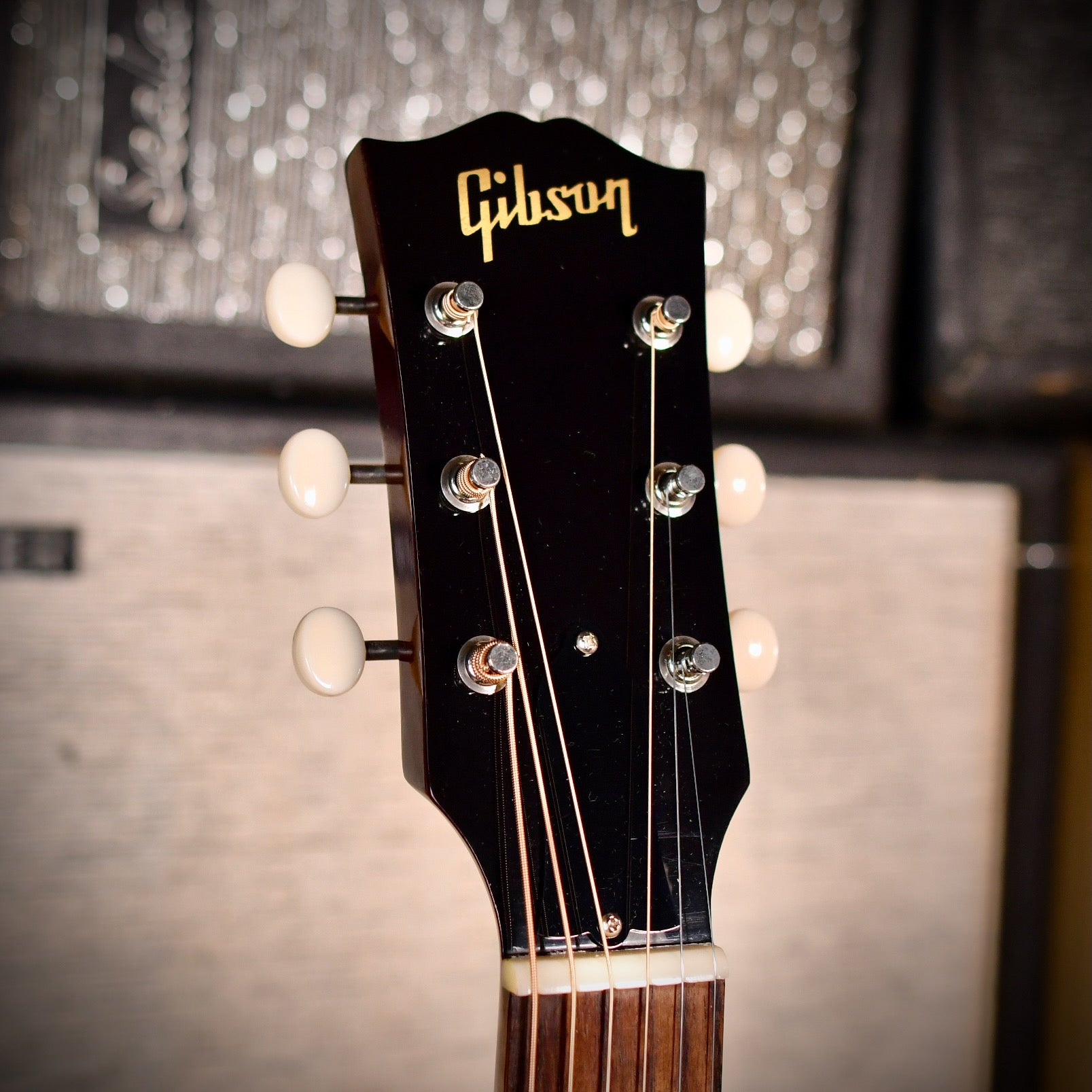 Gibson J-45 1960s Reissue Wine Red 2023
