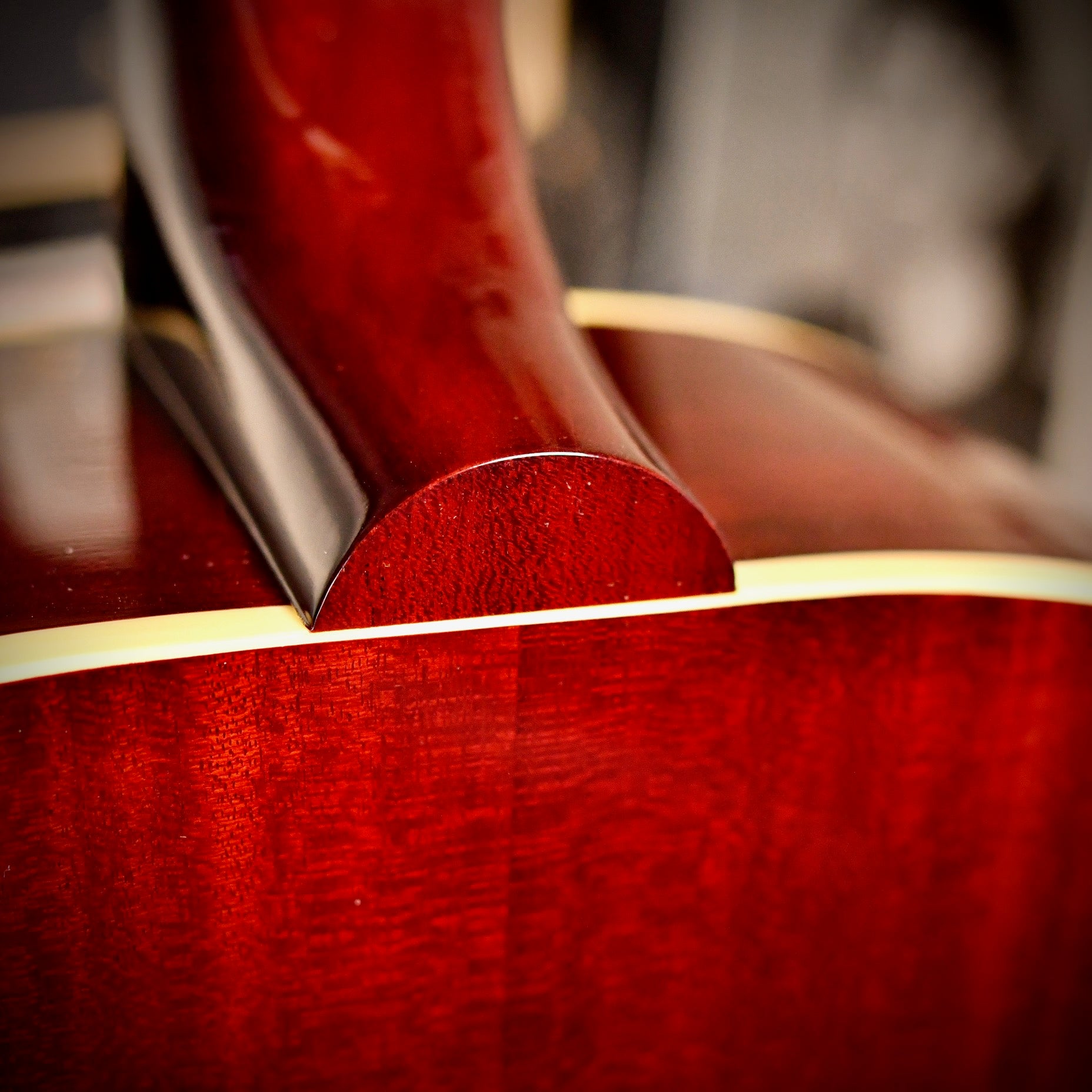 Gibson J-45 1960s Reissue Wine Red 2023