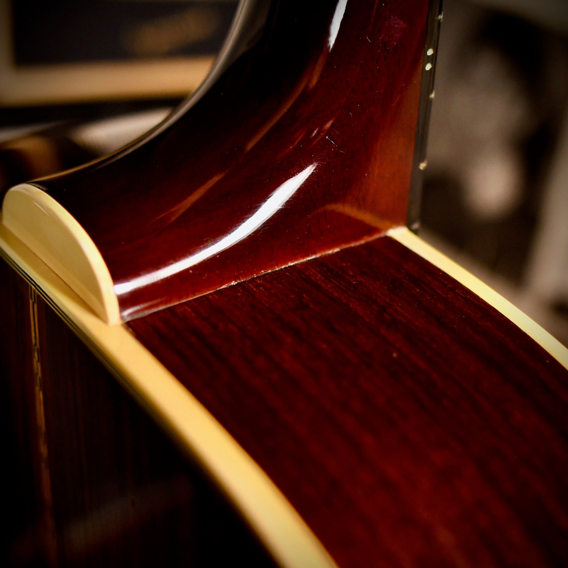 Guild F-30R Rosewood Sunburst 2000