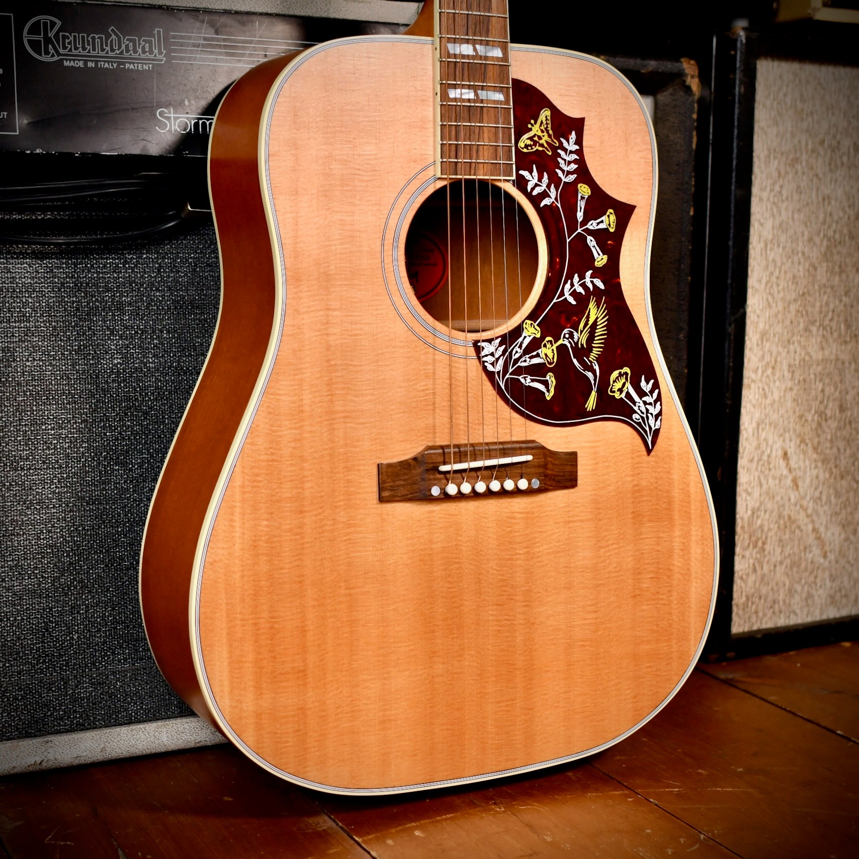 Gibson Hummingbird Faded Natural Satin 2023