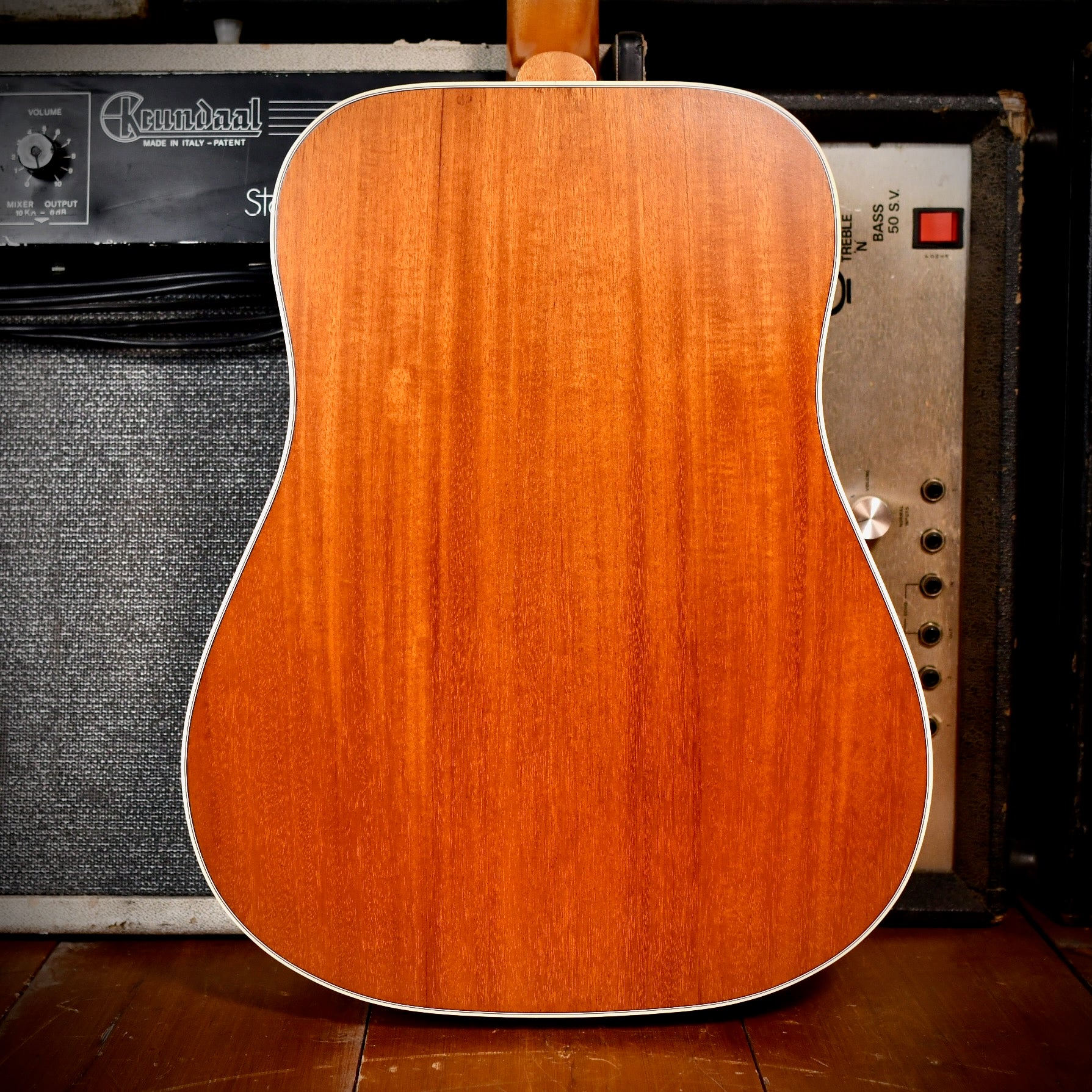 Gibson Hummingbird Faded Natural Satin 2023