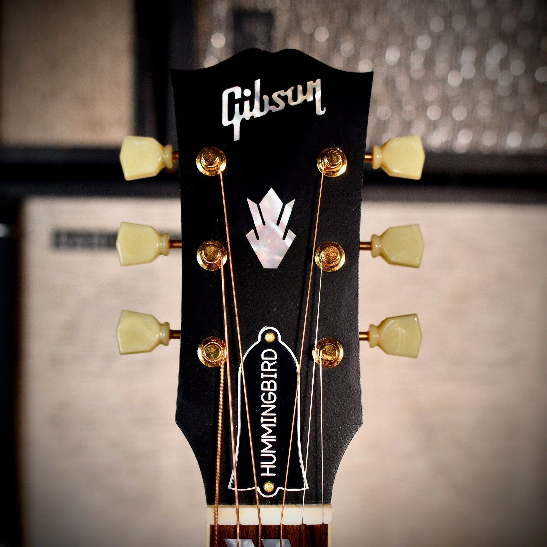 Gibson Hummingbird Faded Natural Satin 2023