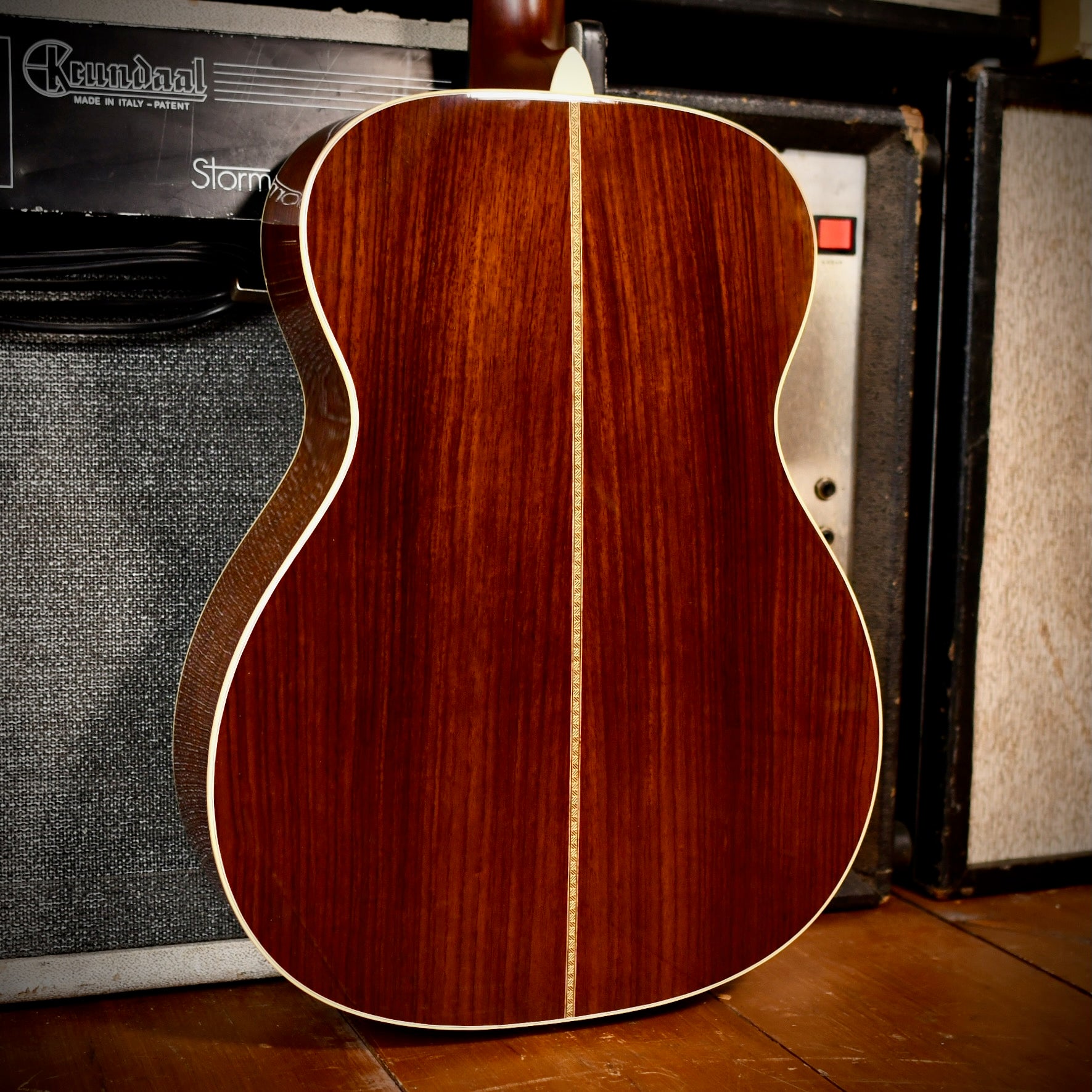 Martin OM-28V Vintage Series Natural 2000