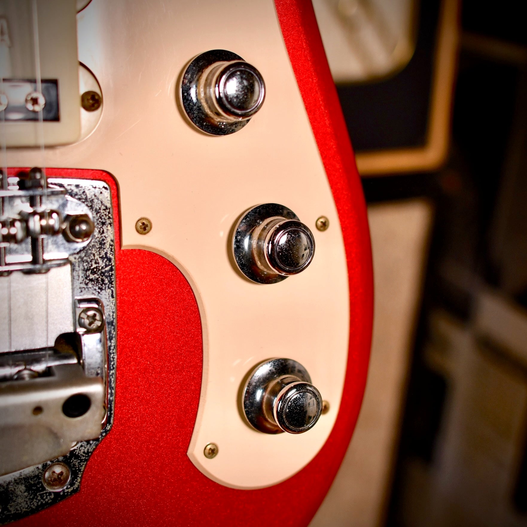 Yamaha SGV-300 Metallic Red 2000 – Hanks
