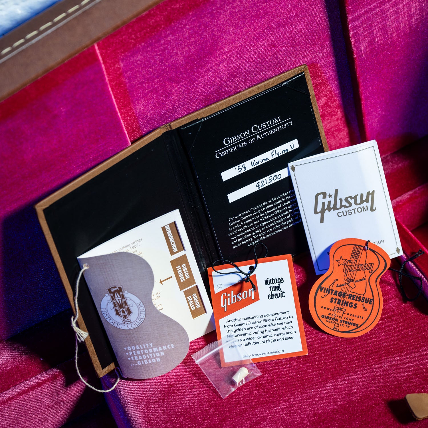 Gibson Custom Shop 1958 Flying V Korina