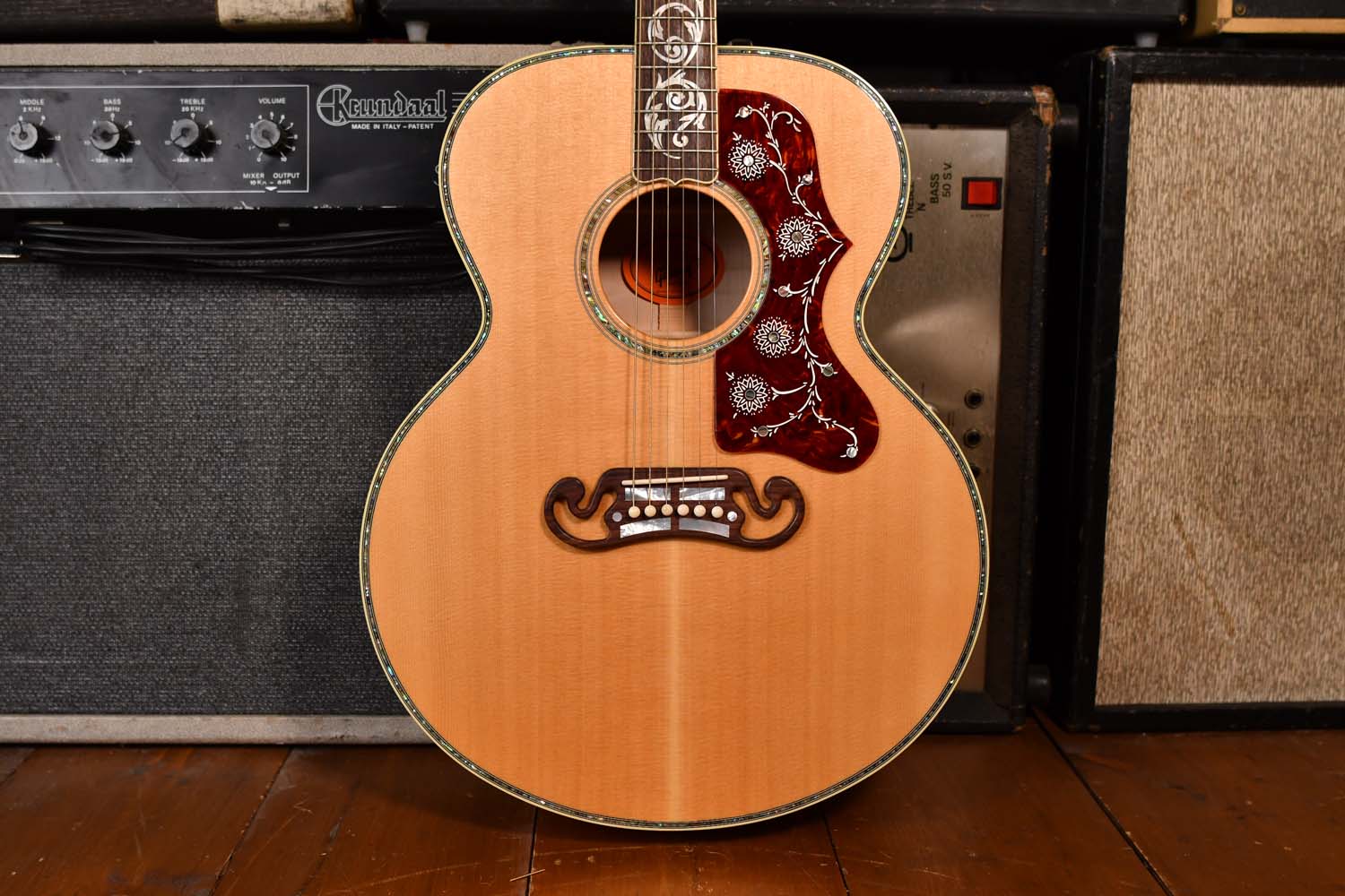 Gibson Custom Shop SJ200 Vine Natural 2015